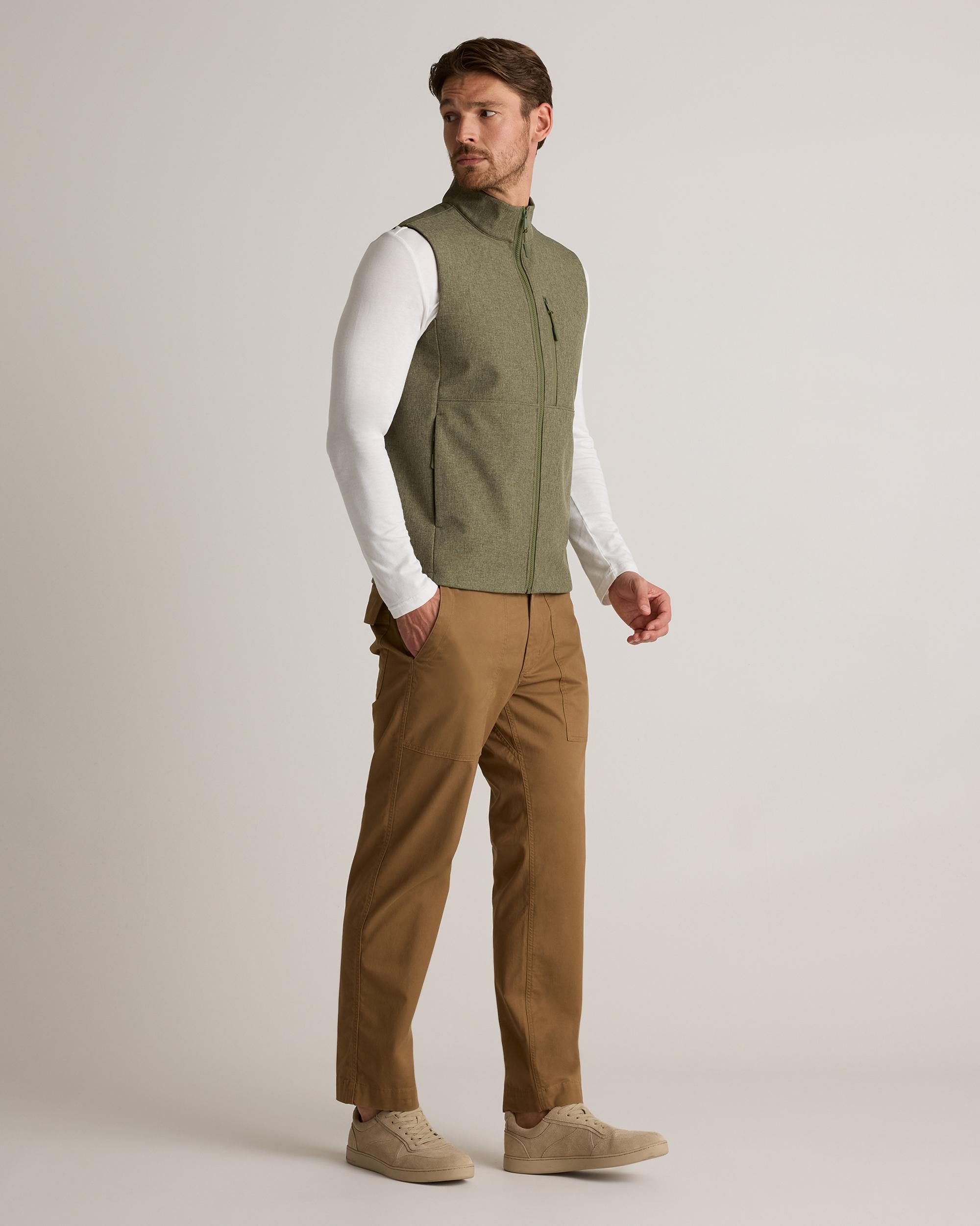 Quince | Men's Softshell Fleece-Lined Full-Zip Vest Recycled Polyester Product Image