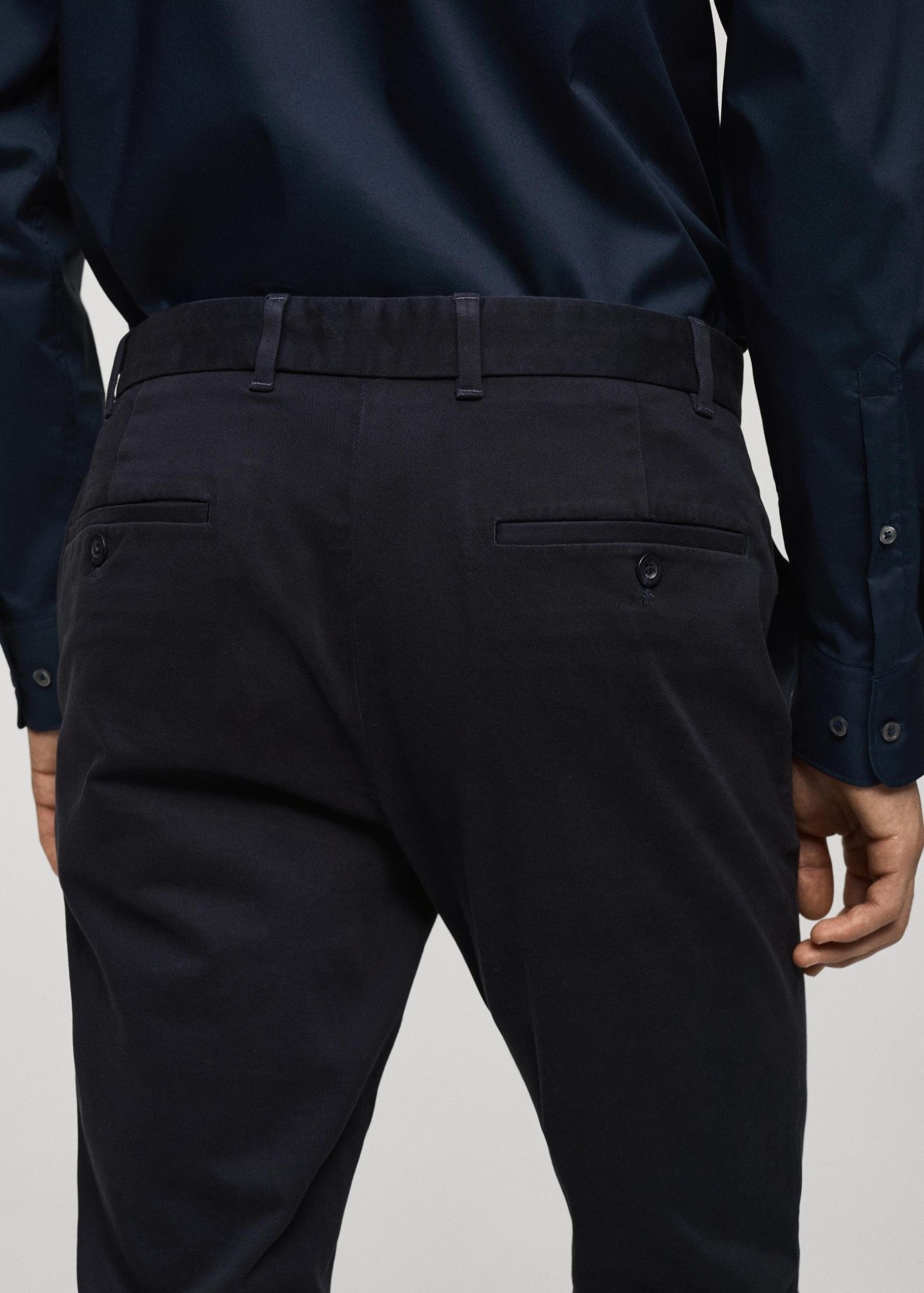 Slim fit serge chino pants - Men | MANGO USA Product Image
