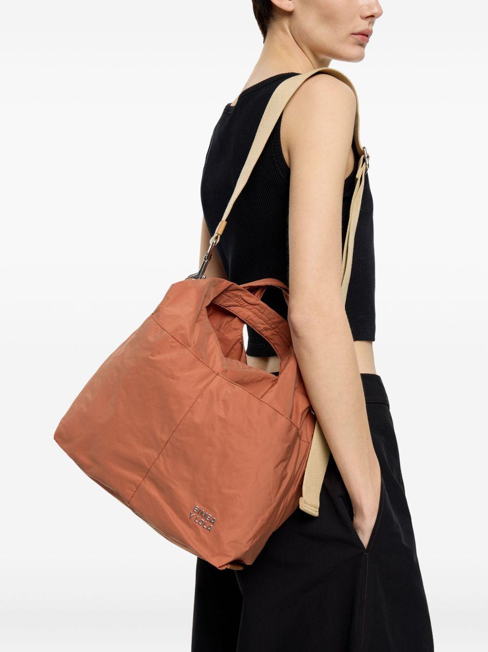 medium leather tote bag Product Image