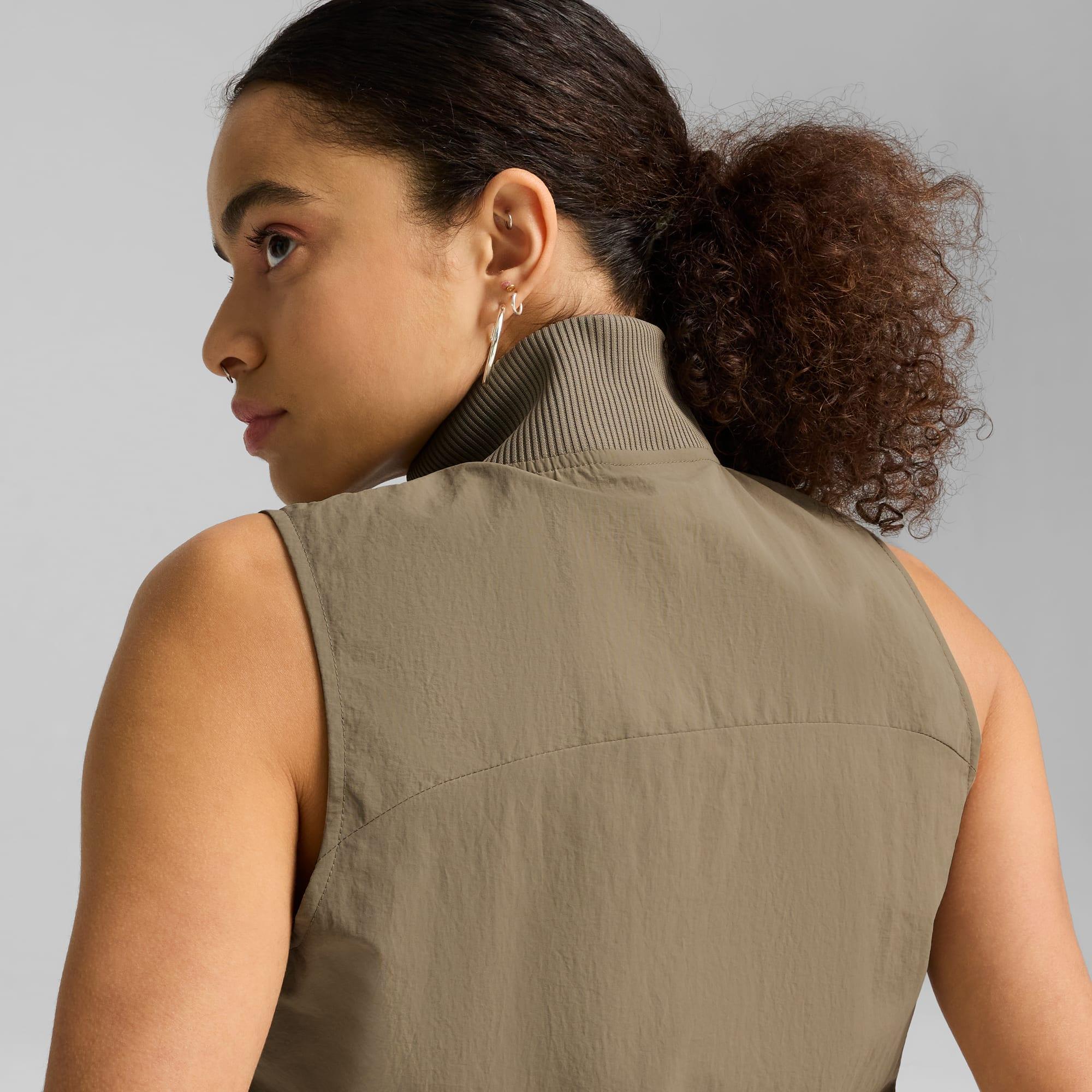 DARE TO Women's Full-Zip Woven Vest Product Image