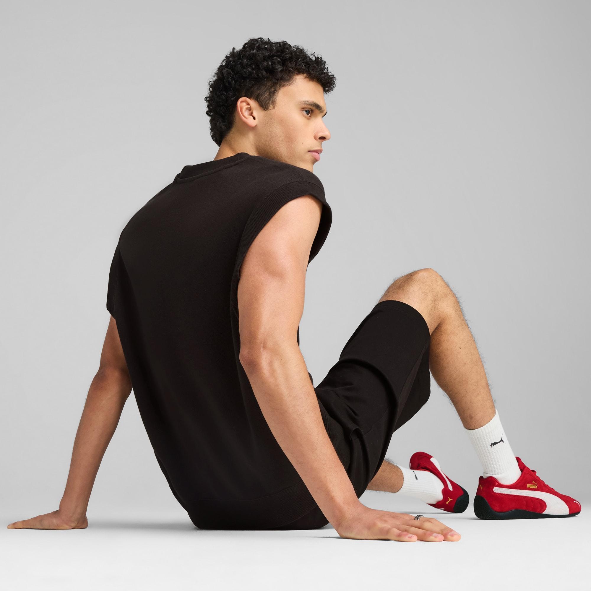 WARDROBE ESSENTIALS Men's Relaxed Vest Product Image