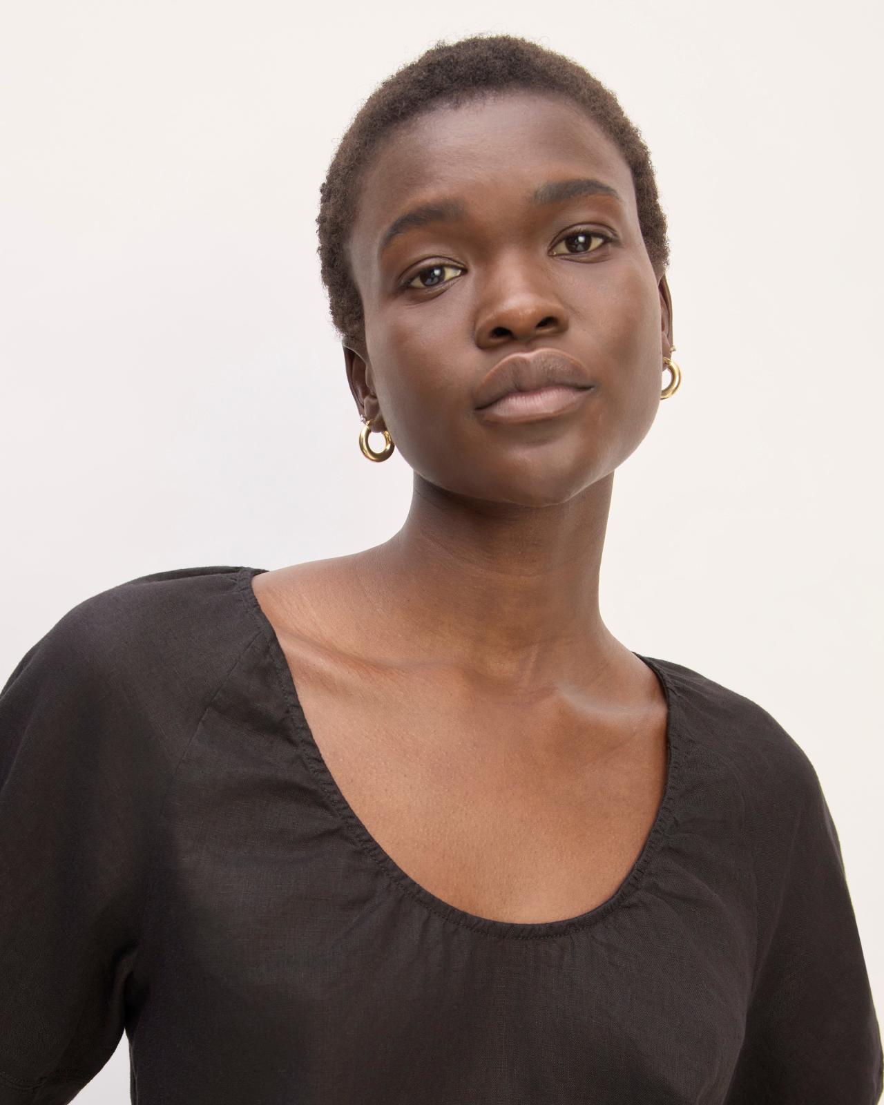 The Scoop Top in Linen Product Image