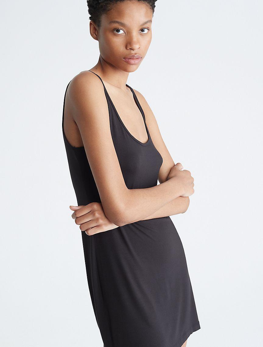 Ultra-Light Lounge Chemise Product Image