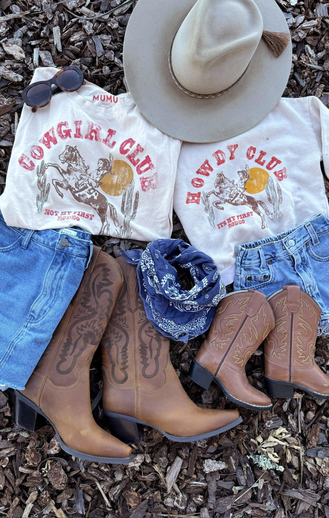 Davis Sweatshirt ~ Distressed Howdy Graphic Kids Product Image