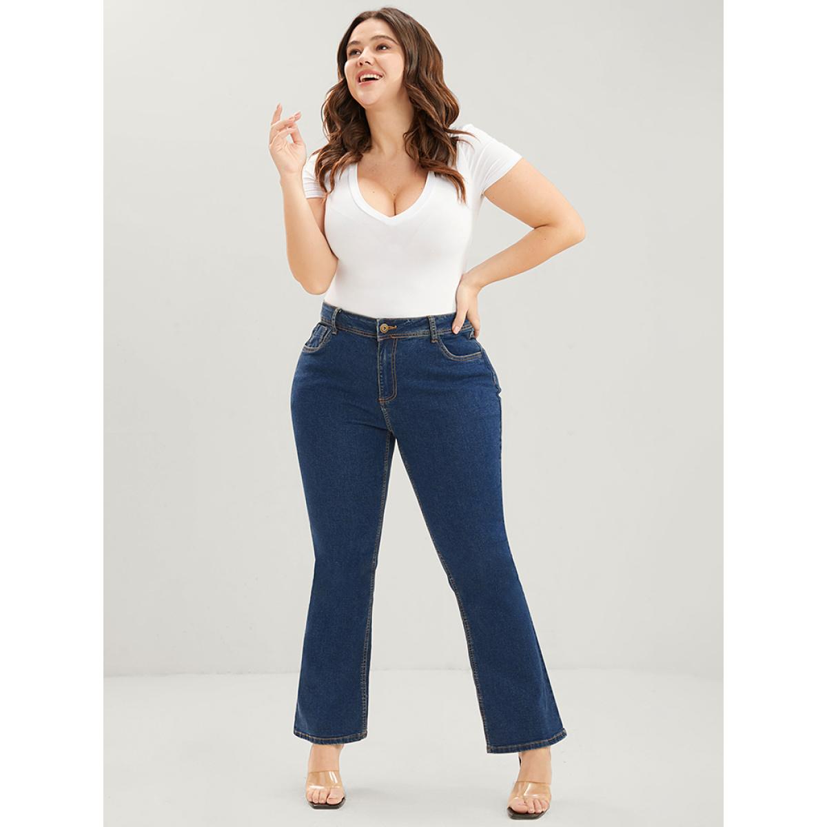Plus Size Bootcut Slightly Stretchy High Rise Dark Wash Jeans Women Indigo Casual Plain Plain Low stretch Pocket Jeans BloomChic 22/3X Product Image