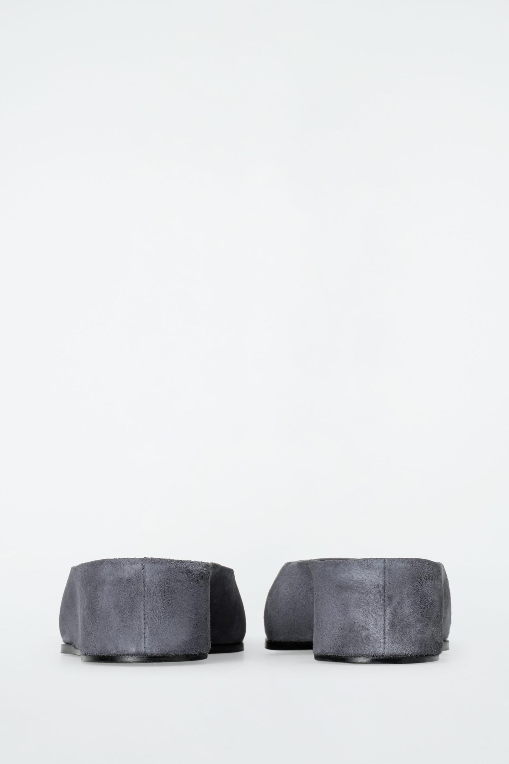 POINTED SUEDE MULES Product Image