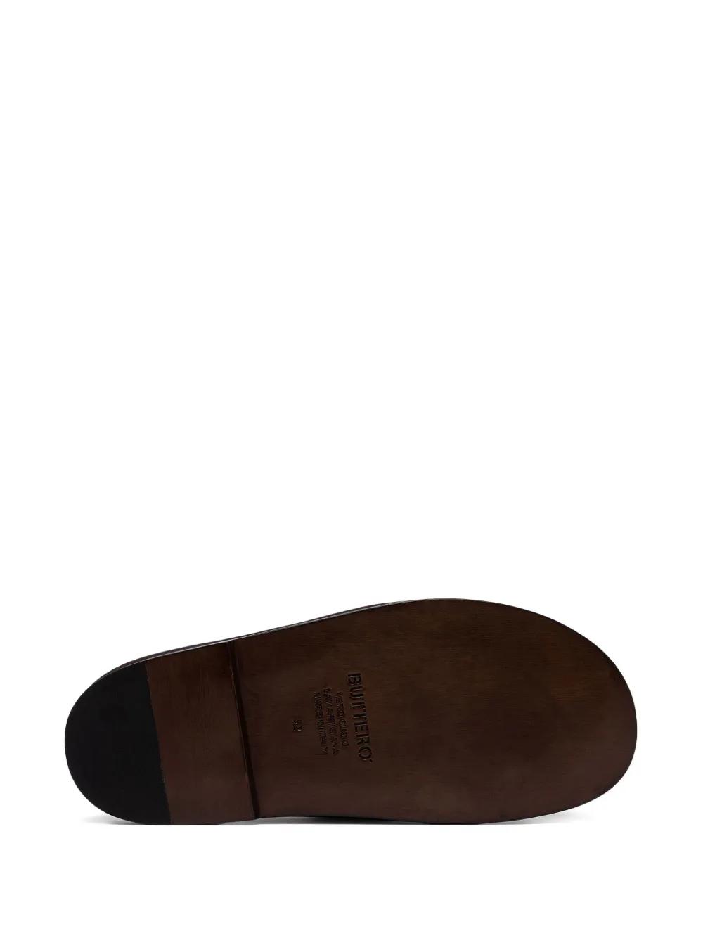 round-toe slippers Product Image