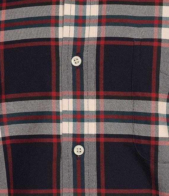 Cremieux Blue Label Classic Fit Medium Plaid Oxford Long Sleeve Woven Shirt Product Image