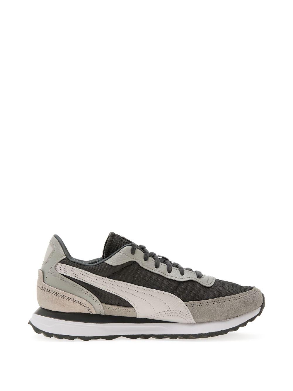 Road Rider sneakers Product Image