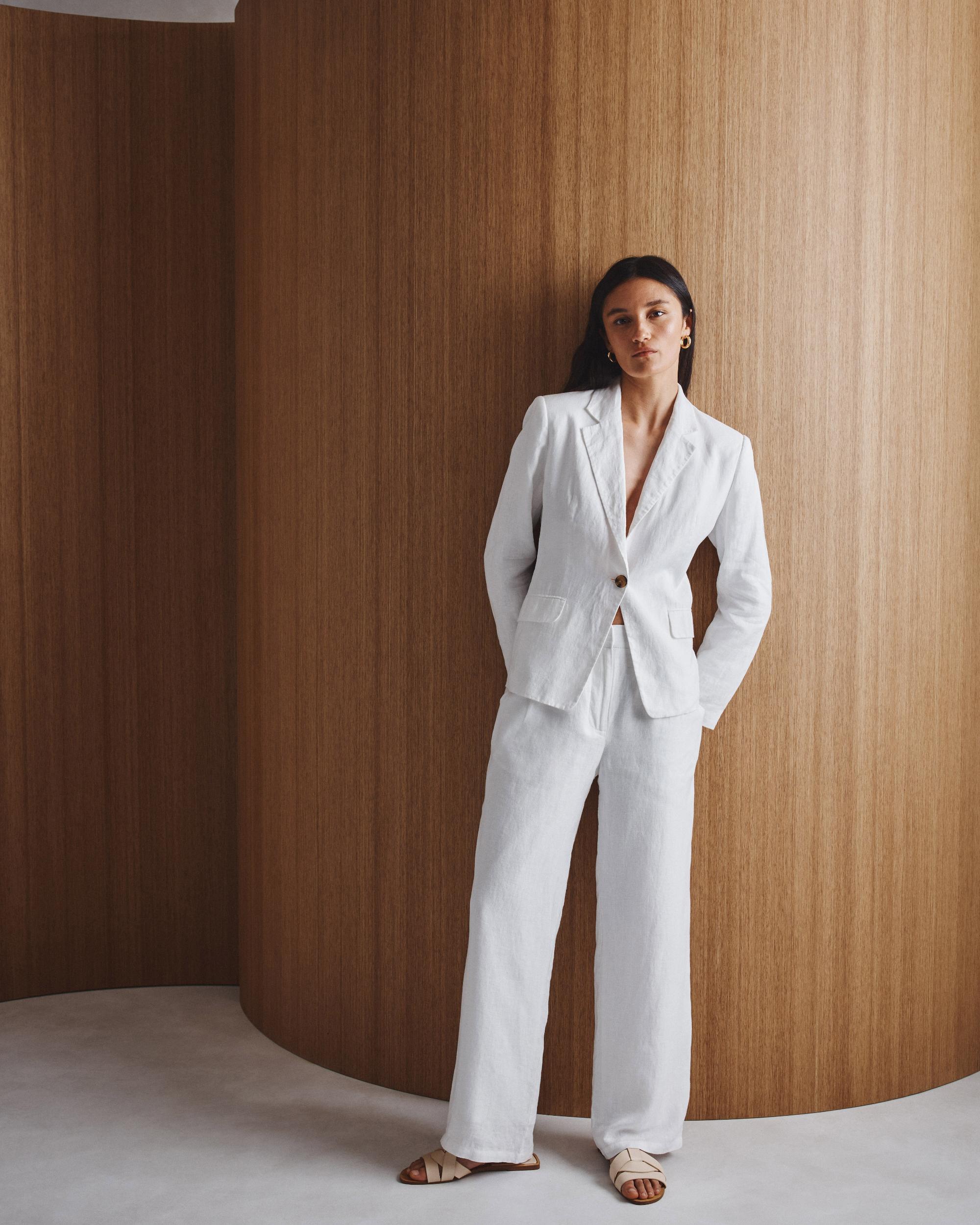 Quince | Women's 100% European Linen Pleated Trouser Product Image