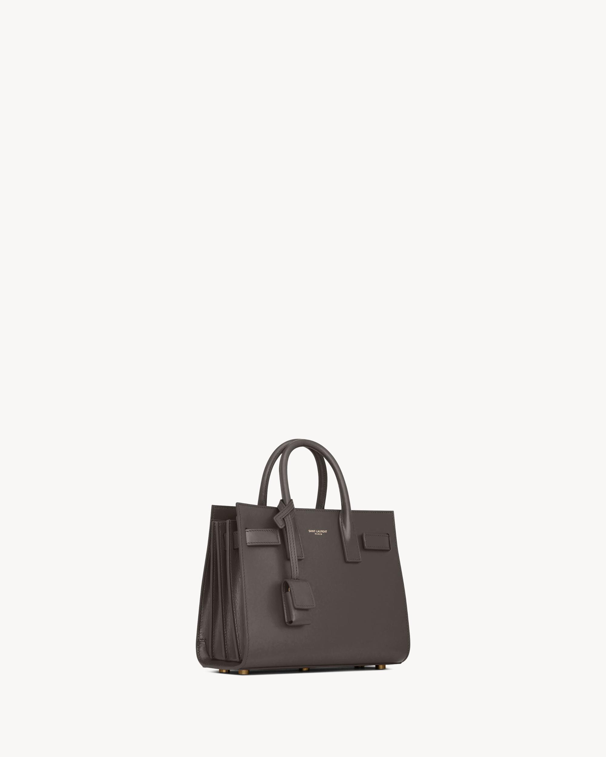 SAC DE JOUR in smooth leather – nano Product Image