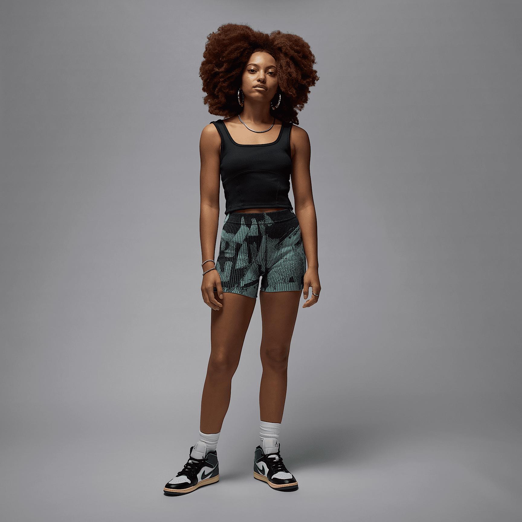 Air Jordan Women's Knit Shorts Product Image