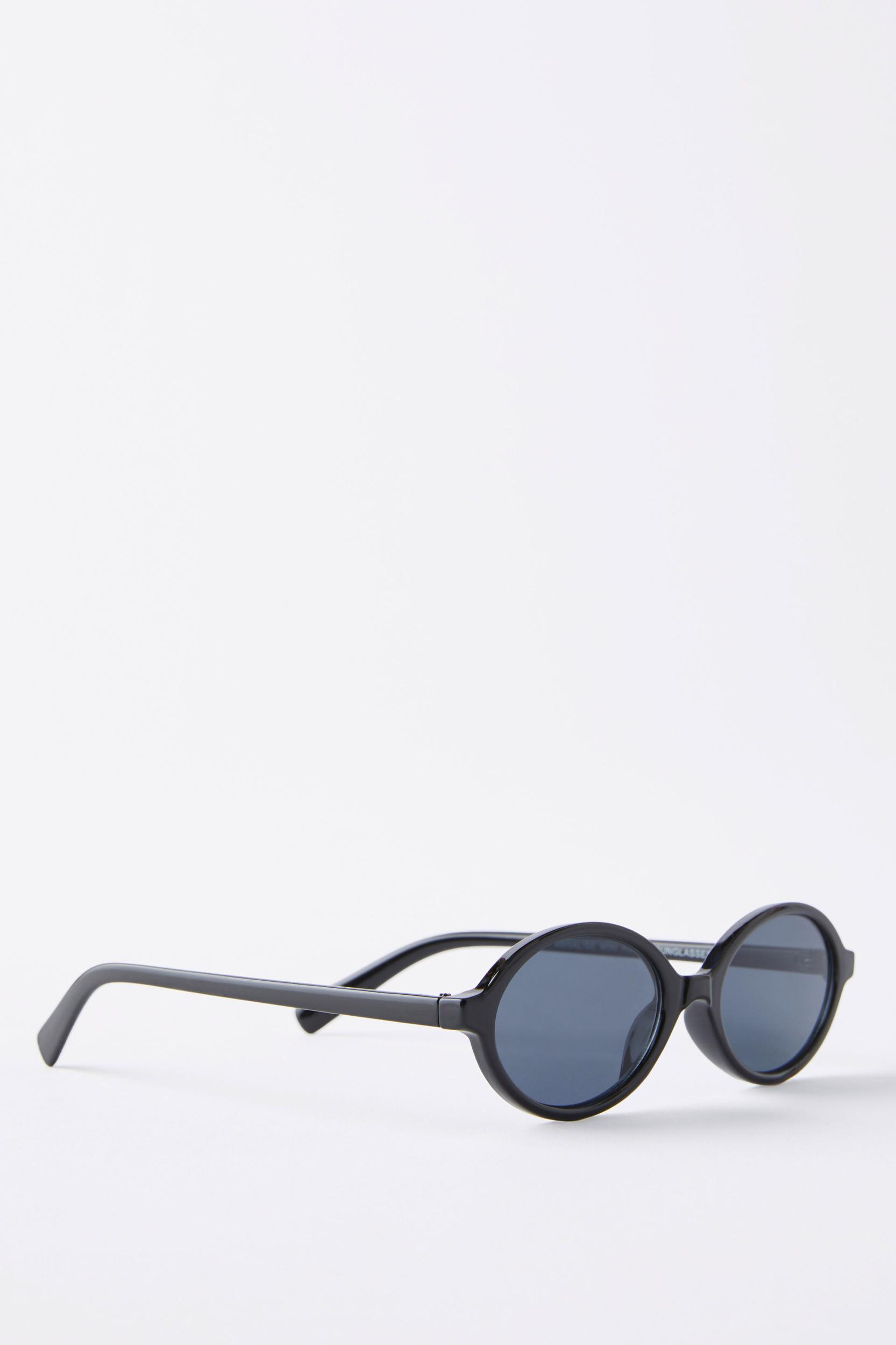 Annalise Mini Round Sunglasses Product Image