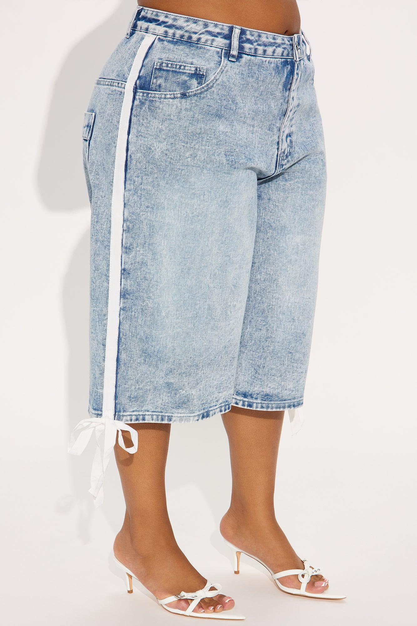 Kimi Non Stretch Stripe Denim Jorts - Medium Wash Product Image