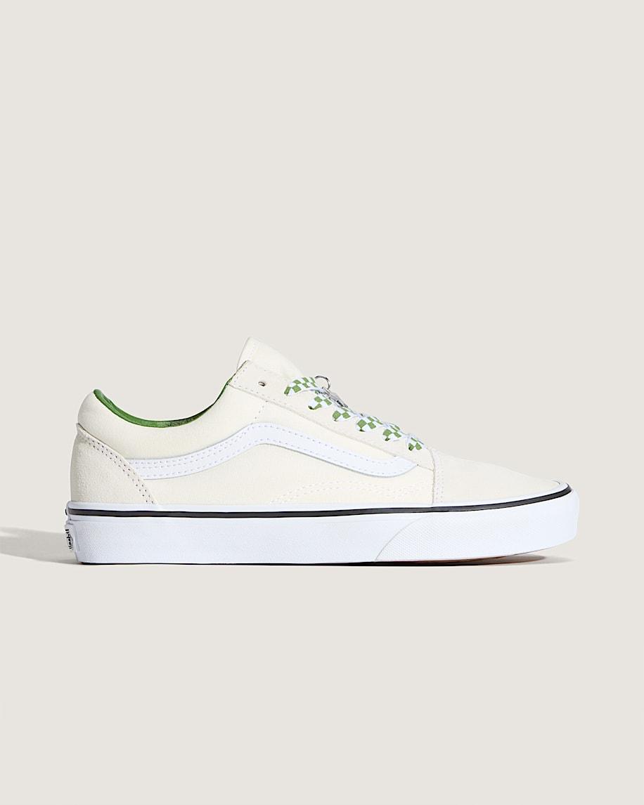 Old Skool Shoe in Marshmallow / Green| Vans US Product Image
