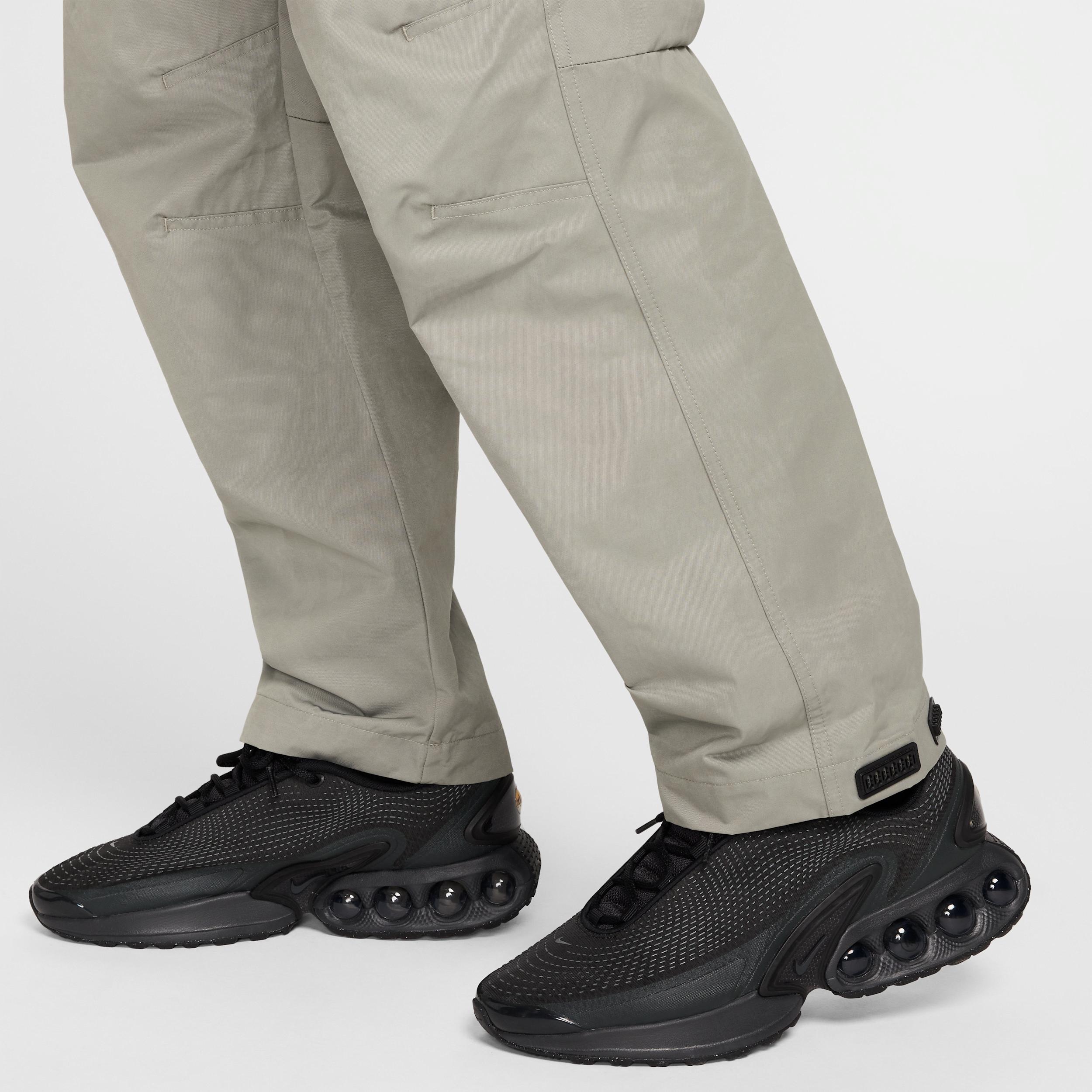 Nike Mens Tech Woven Pants | HJ0647-320 Product Image