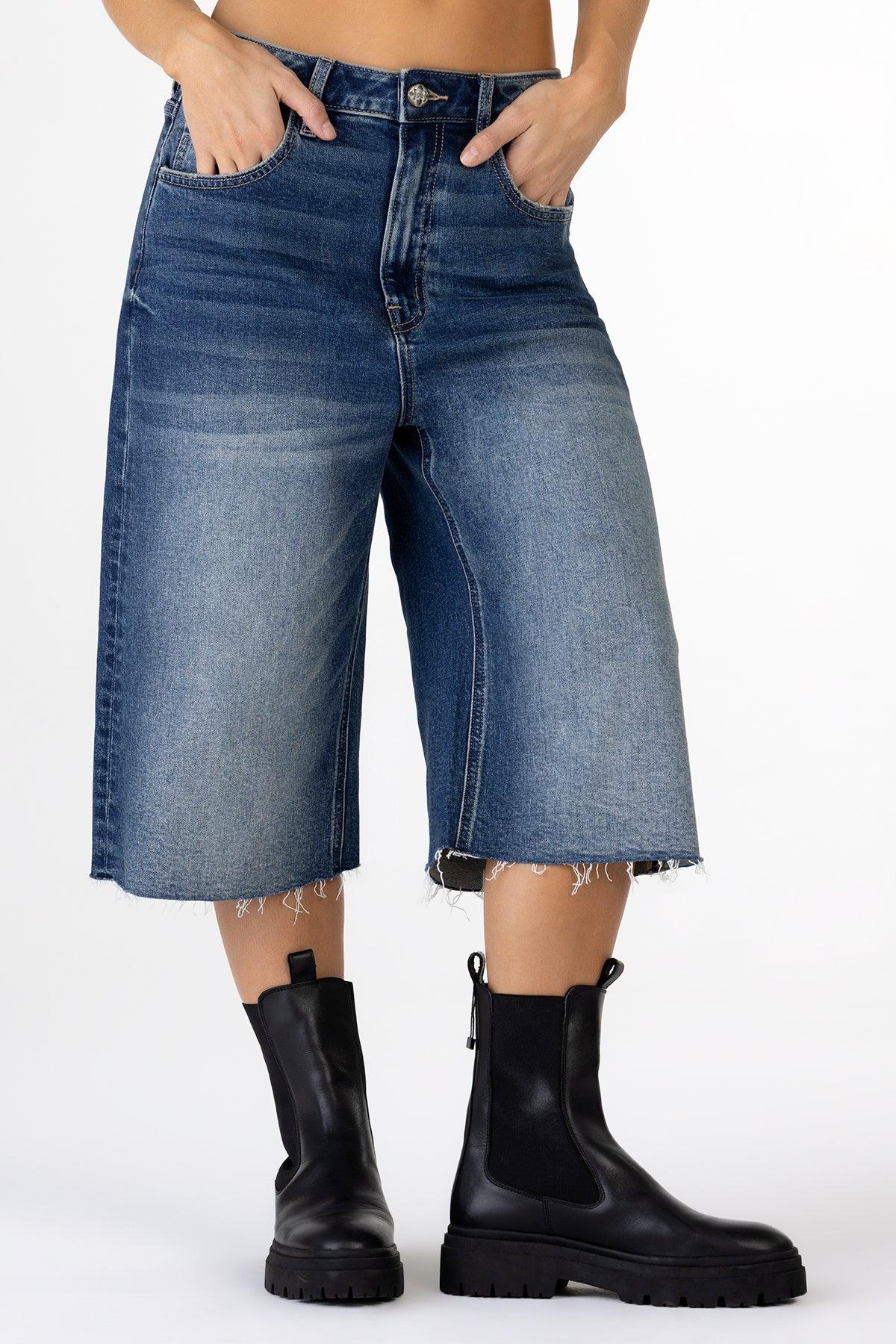 Brynn Baggy Jorts Product Image