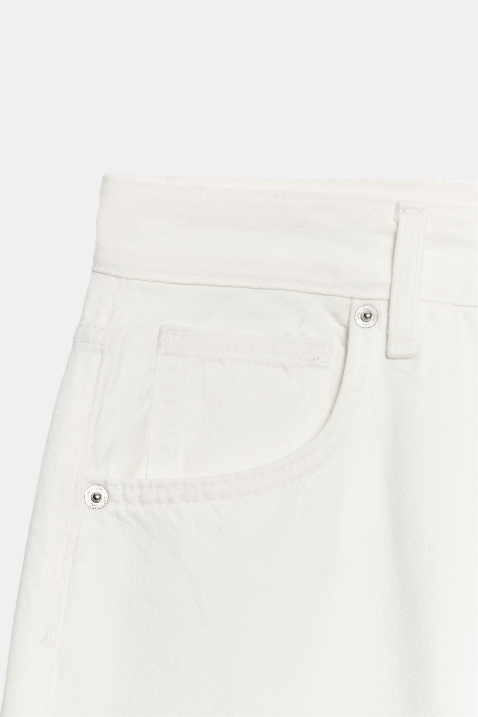 TRF MID-RISE BALLOON JEANS WITH BUTTON TABS Product Image