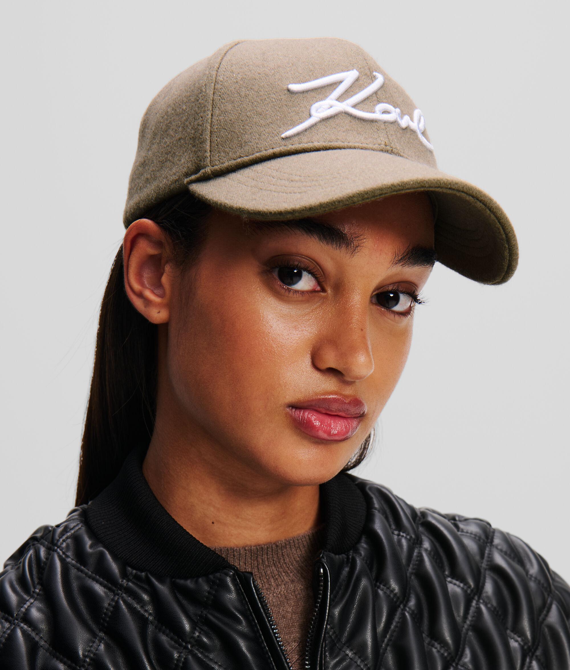 K/SIGNATURE WOOL CAP Product Image