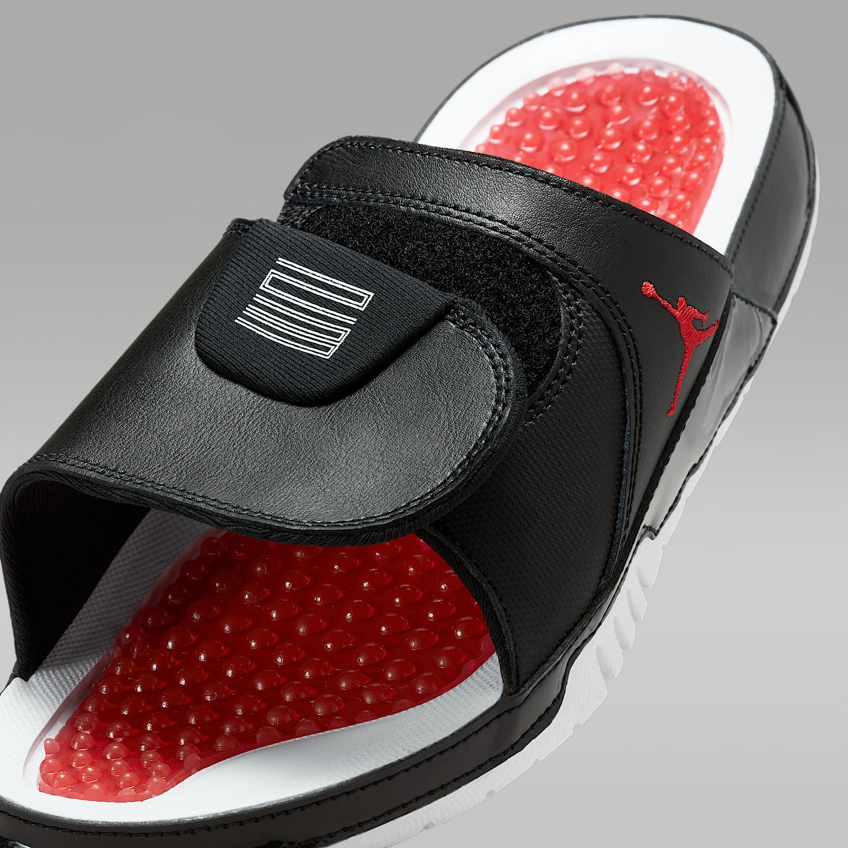 Men's Jordan Hydro XI Slides Product Image
