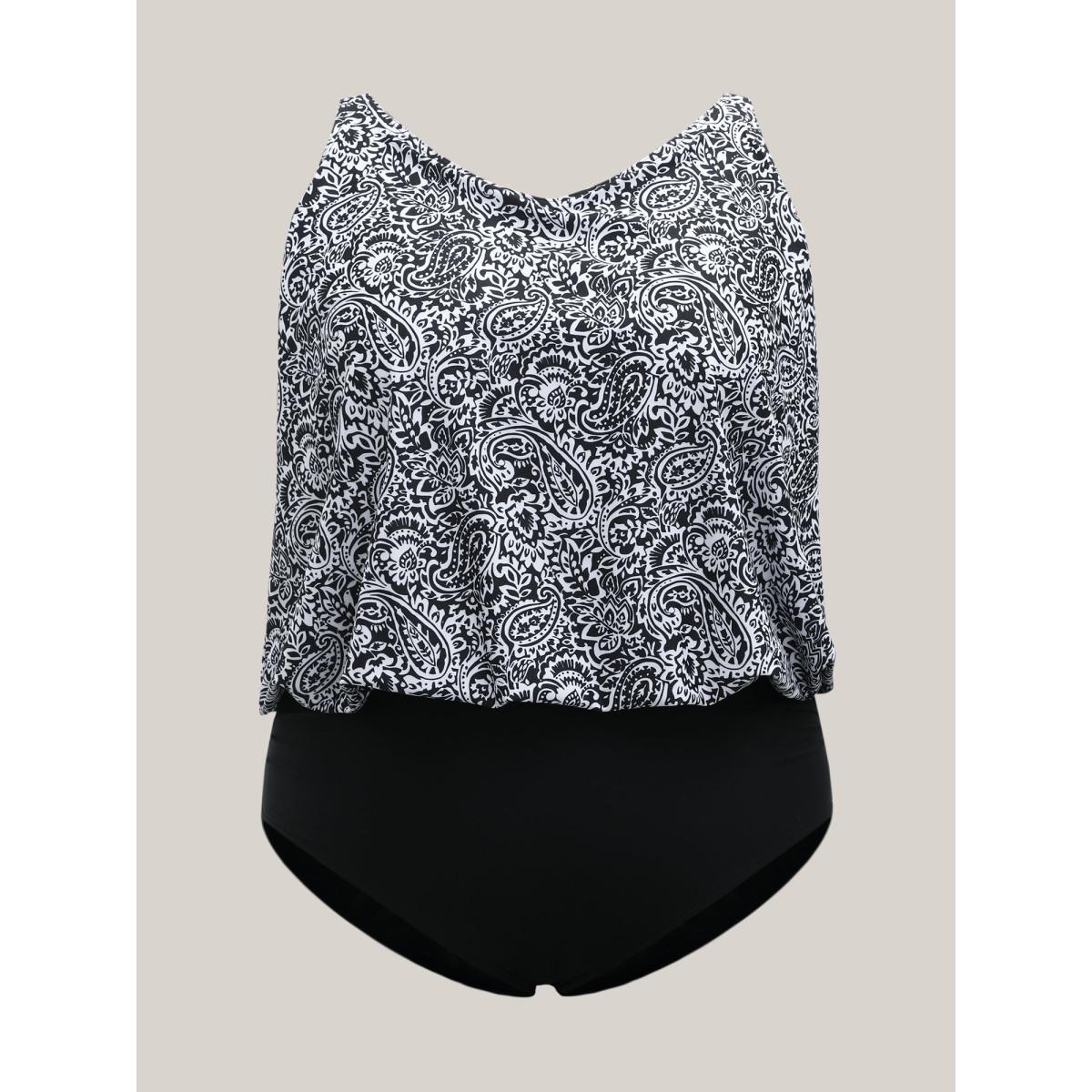 Plus Size Paisley Print Ruched One-Piece Swimsuit Women's Swimwear Black Beach Curve Bathing Suits High stretch One Pieces BloomChic 28/5X Product Image