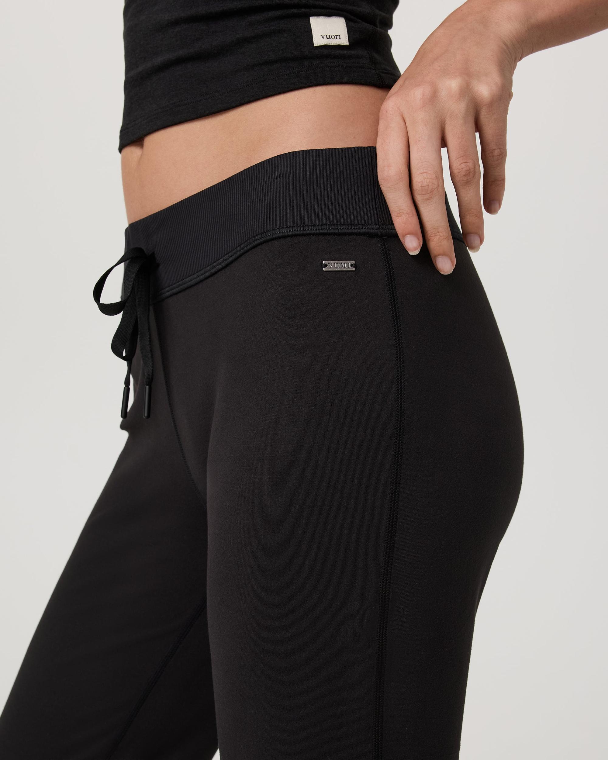 Halo Low Rise Slim Flare Pant Product Image