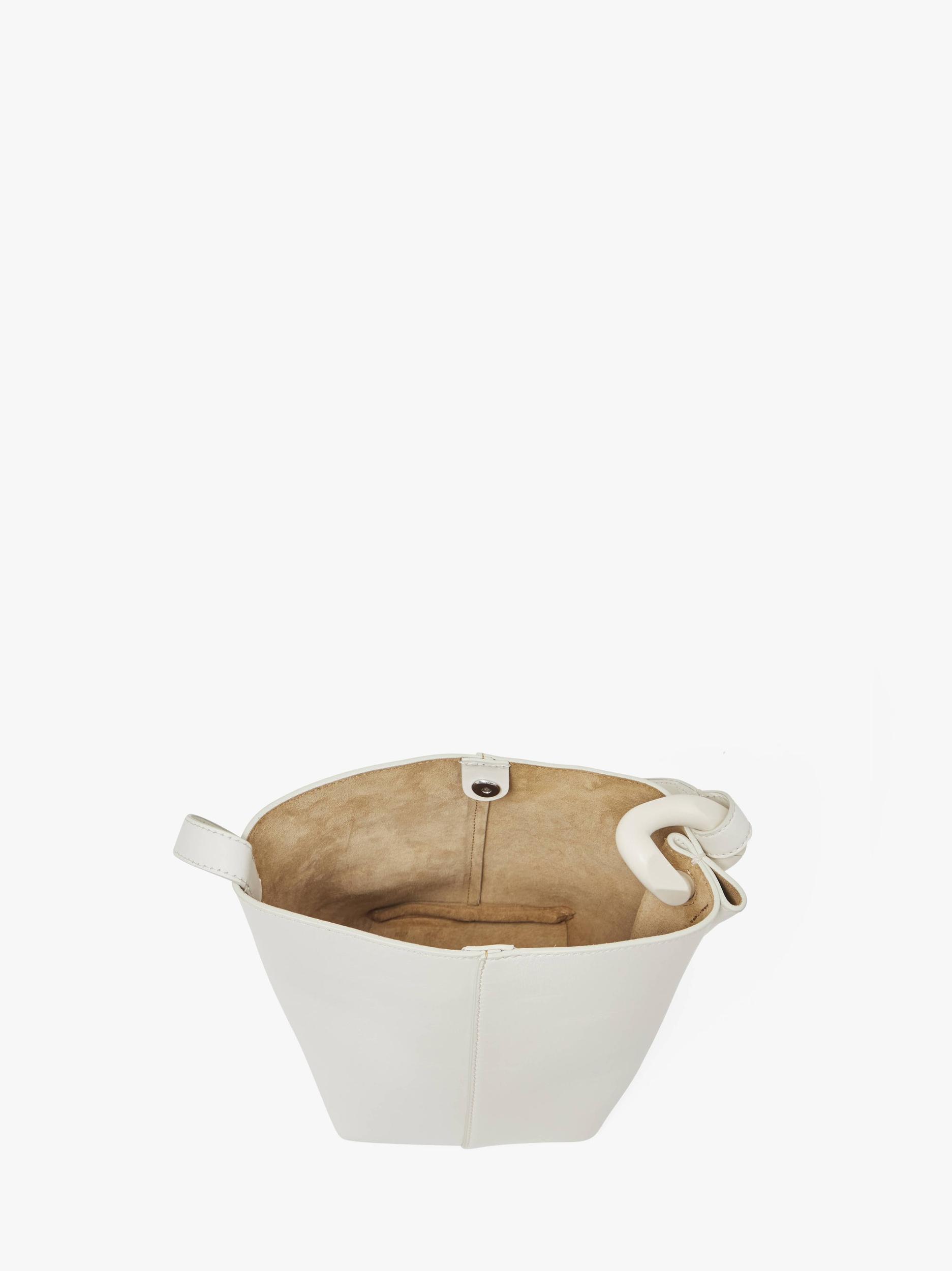 SMALL JWA CORNER BUCKET - LEATHER BUCKET BAG Product Image
