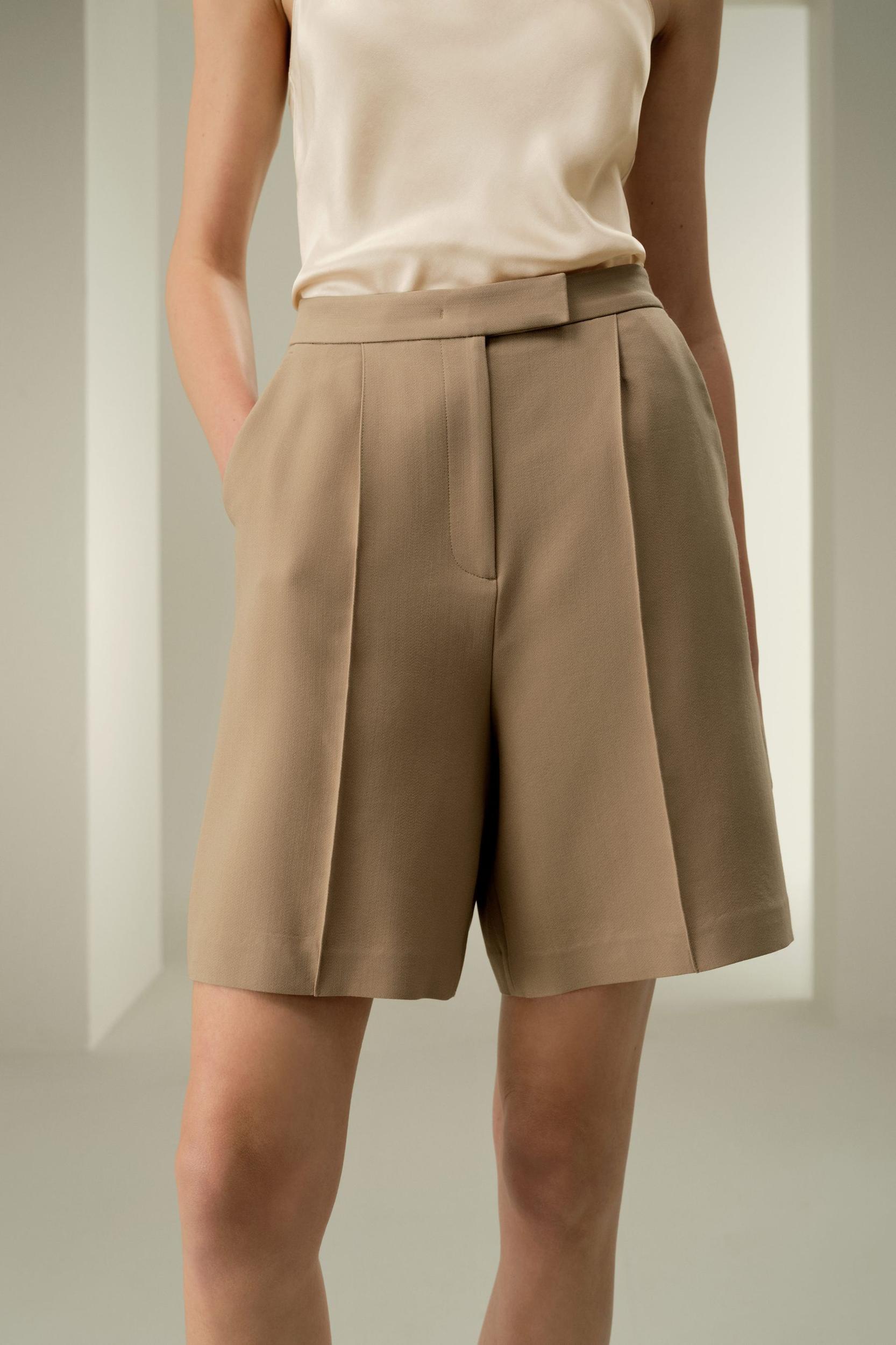 LILYSILK Womens Shorts - Black Wool-Silk Blend - Ultimate Luxury Laid-Back Fit Shorts 4 Product Image