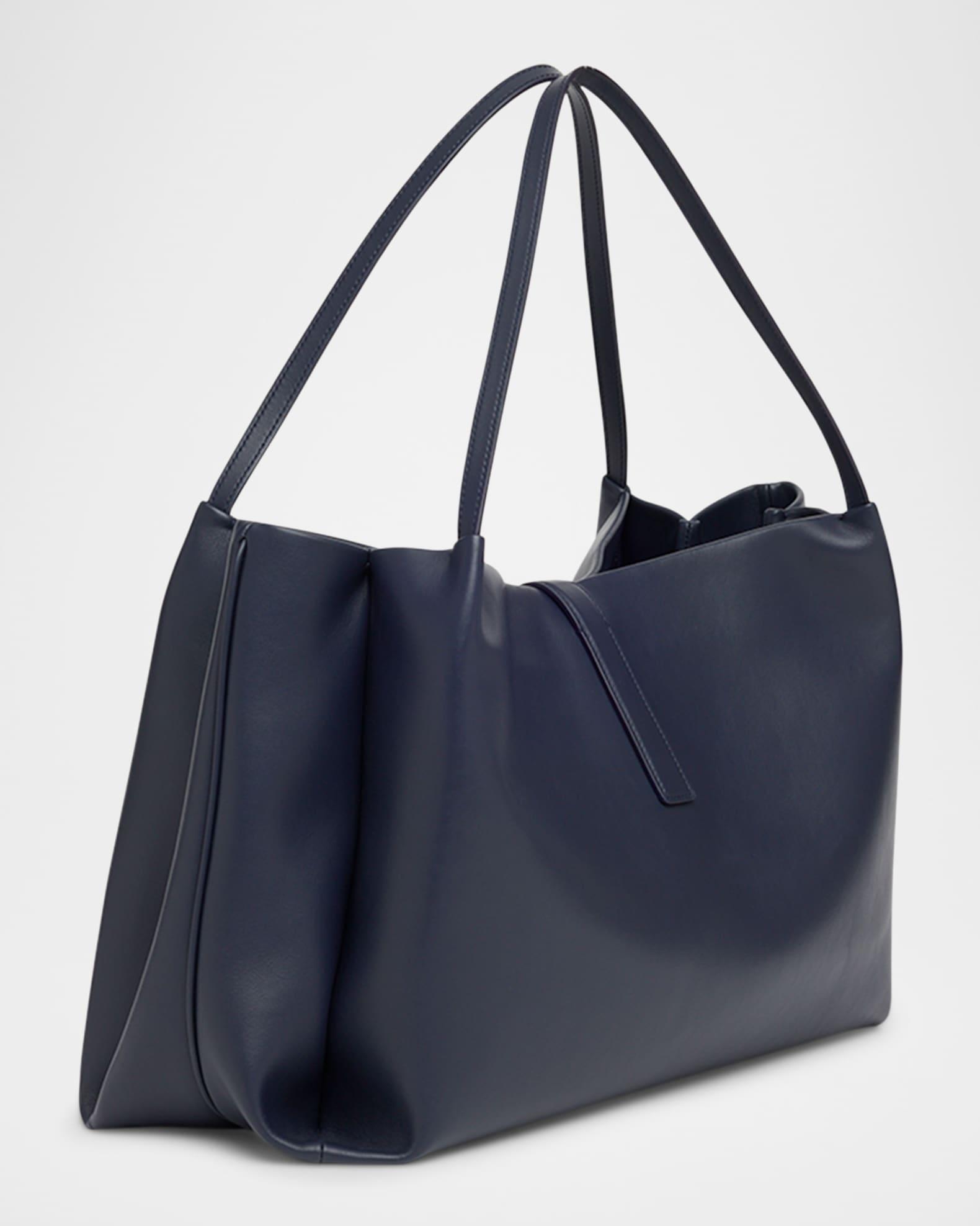 New Line Tote Bag Product Image