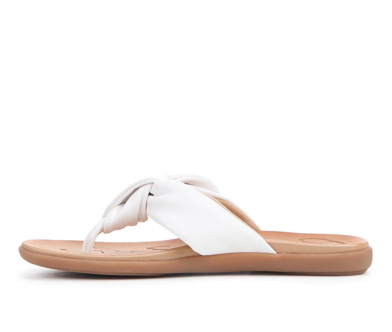 Women's BOC Halle Flip-Flops Product Image
