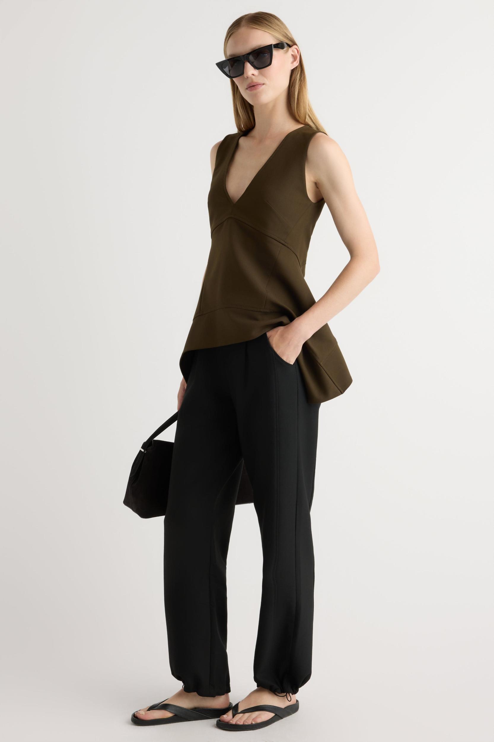 Lynda Tailored Pant (No Cargo Pocket) Product Image