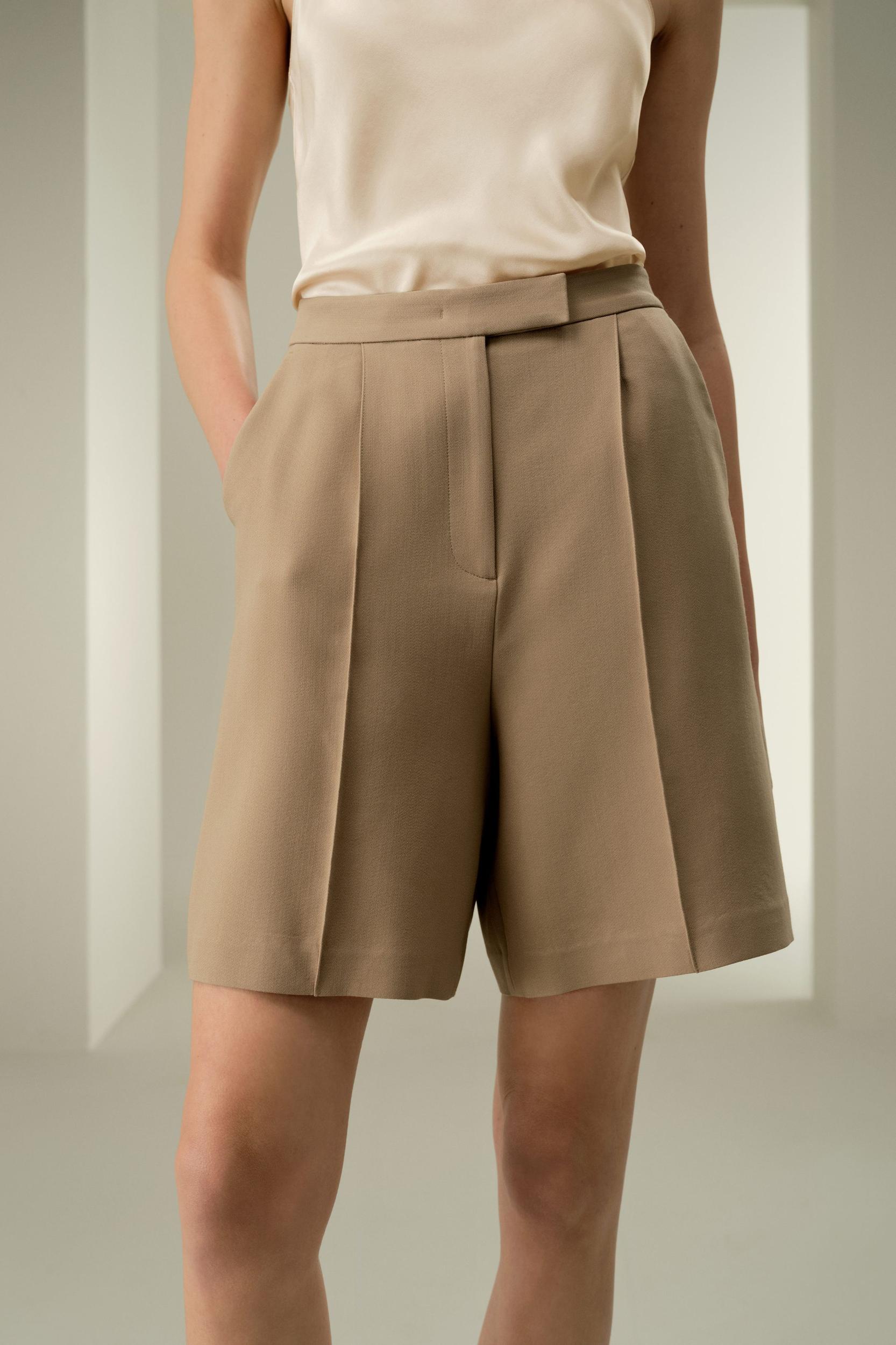 LILYSILK Womens Shorts - Black Wool-Silk Blend - Ultimate Luxury Laid-Back Fit Shorts 4 Product Image