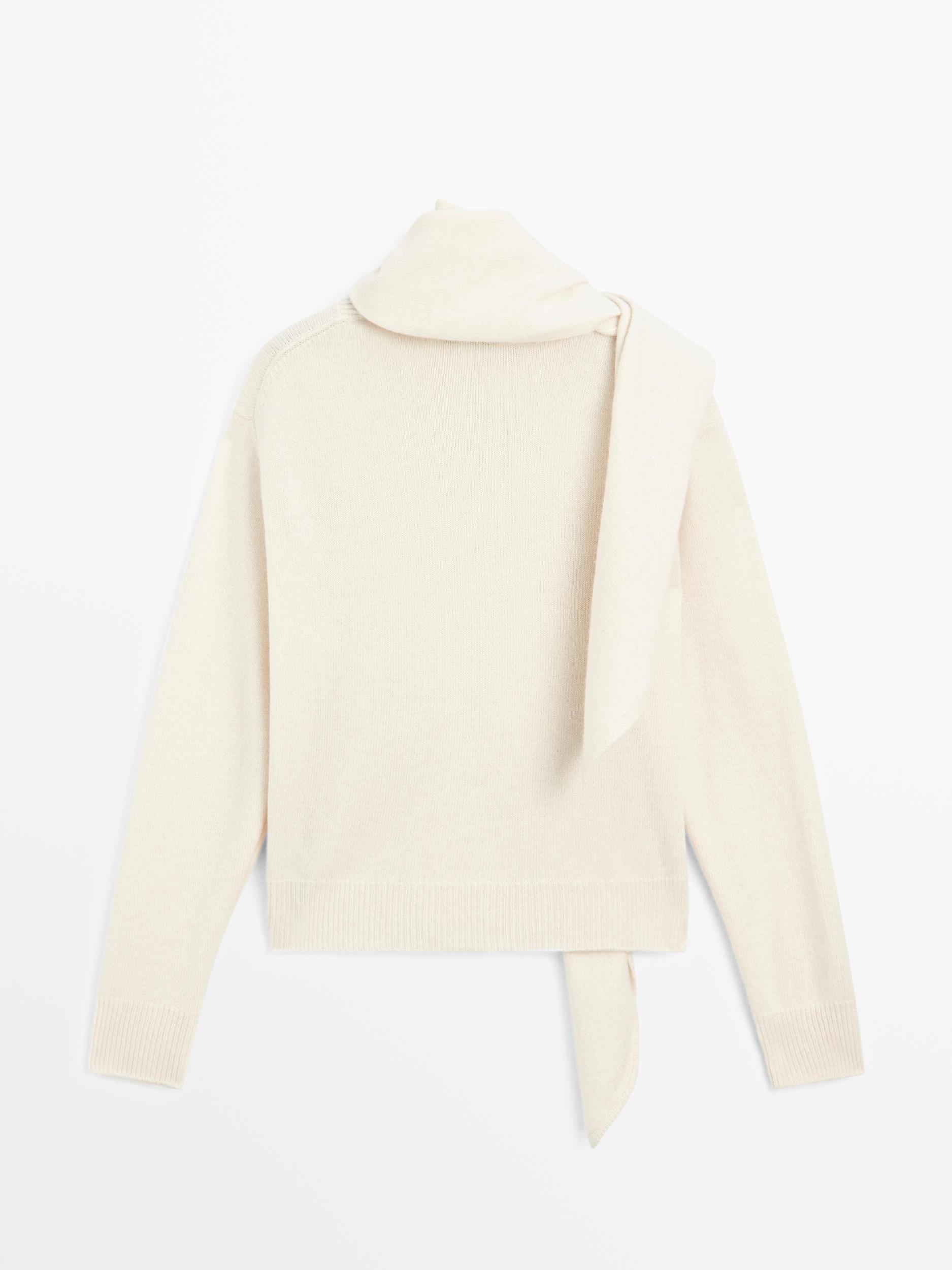 100% cashmere scarf neck sweater Product Image