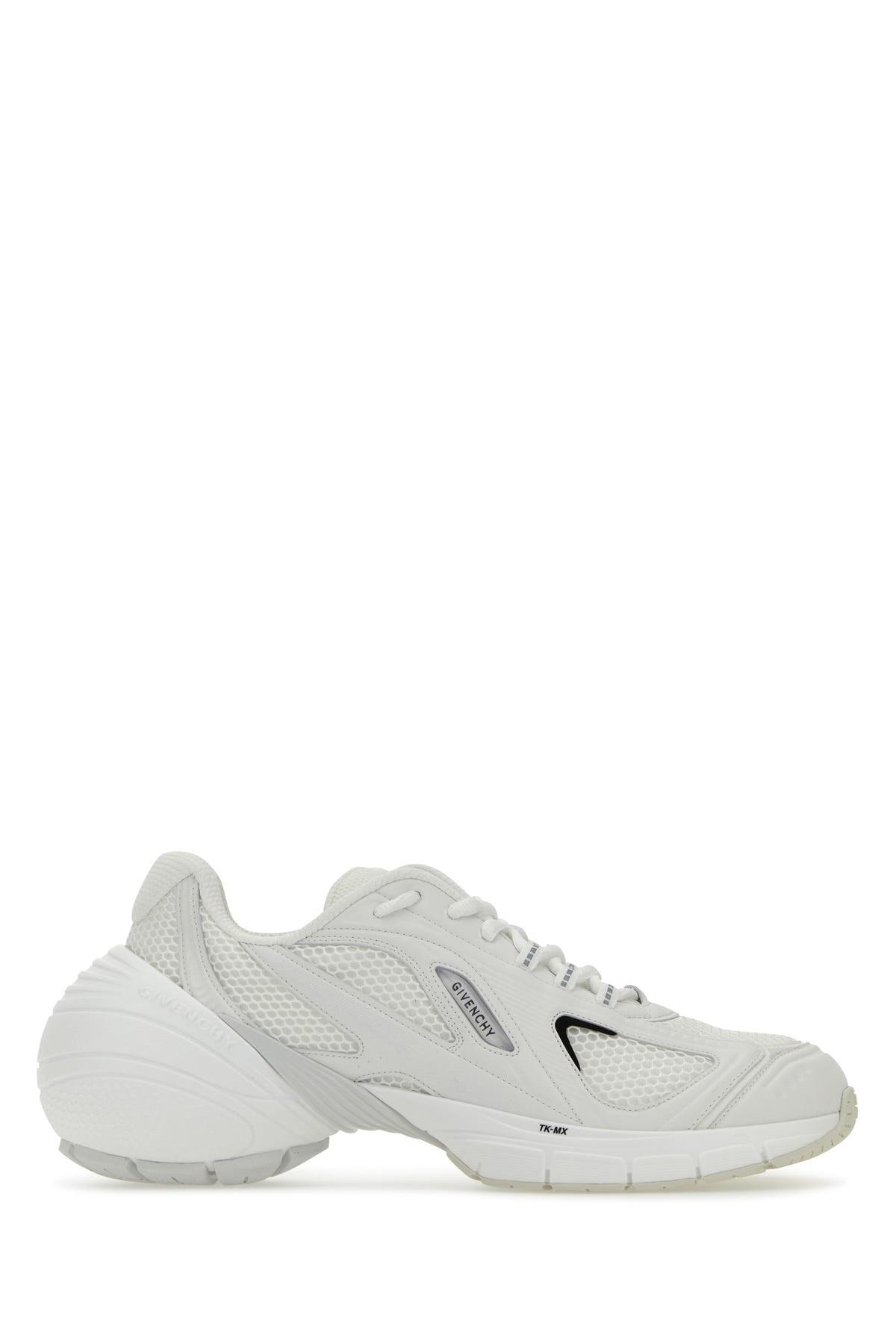 GIVENCHY Sneakers In White Product Image