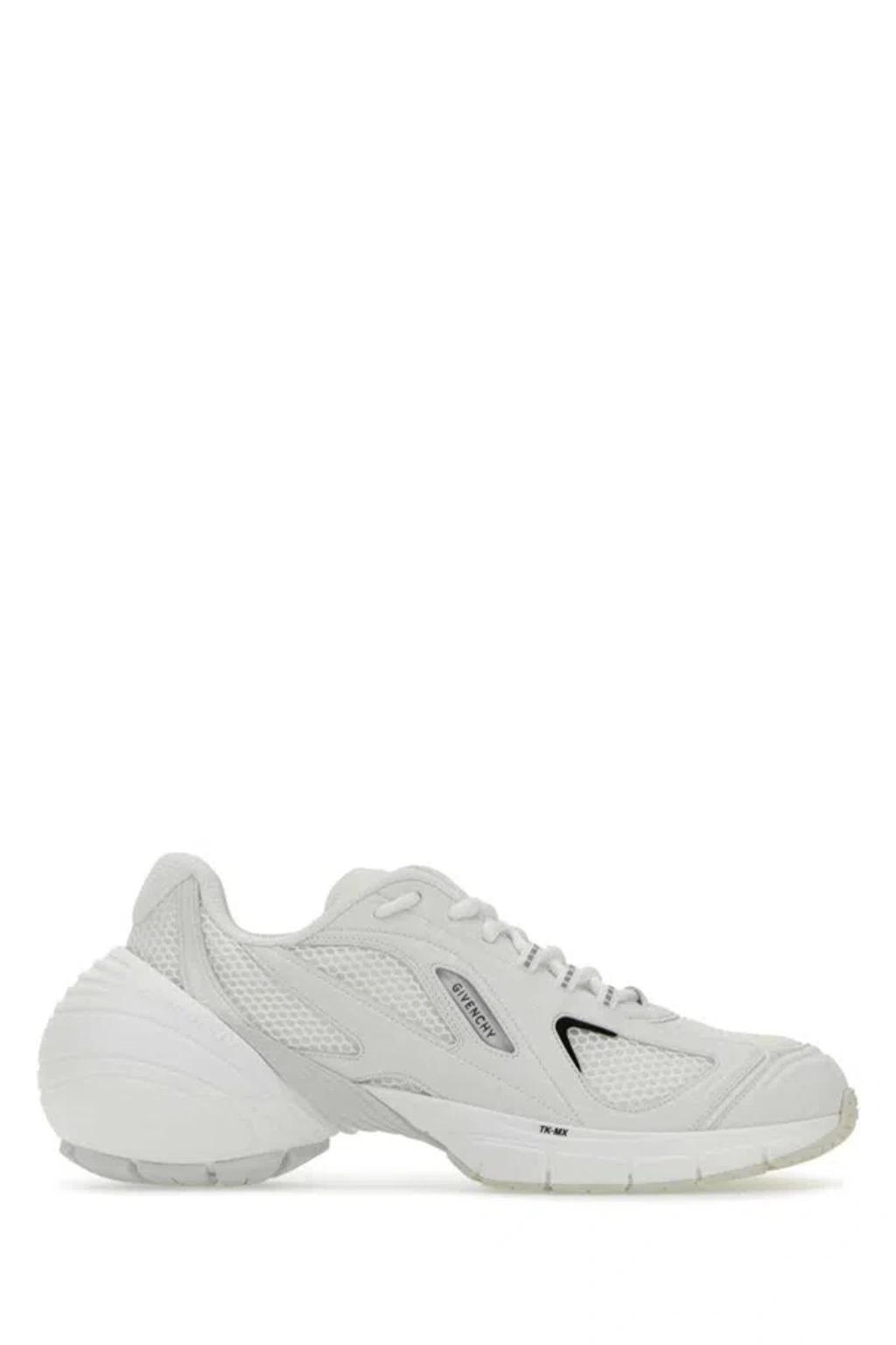 GIVENCHY Sneakers In White Product Image
