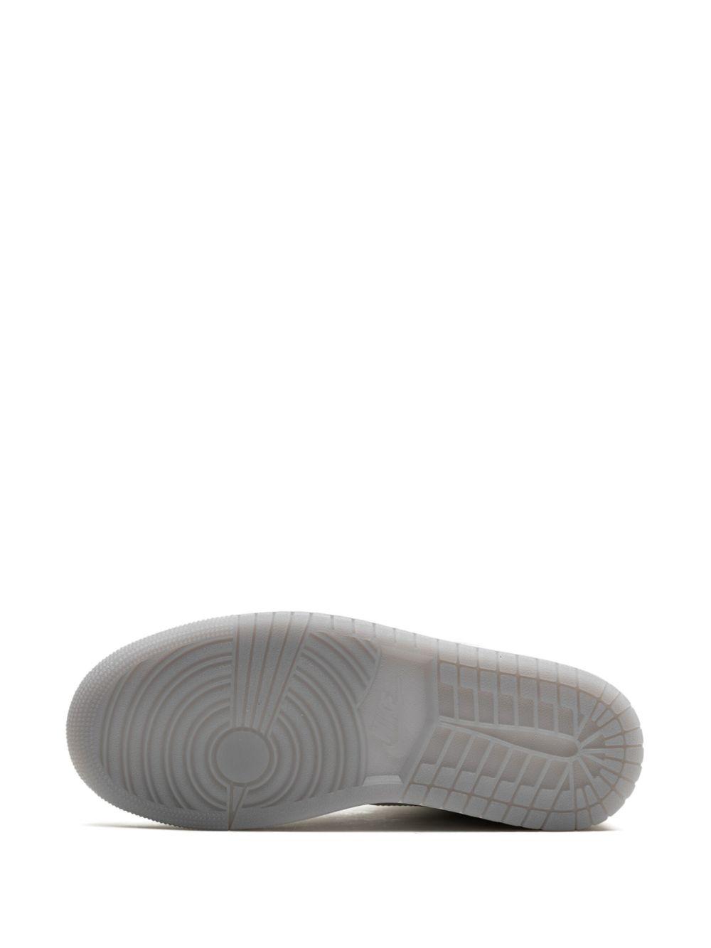 Air Jordan 1 Mid SE "Metallic Silver" sneakers Product Image