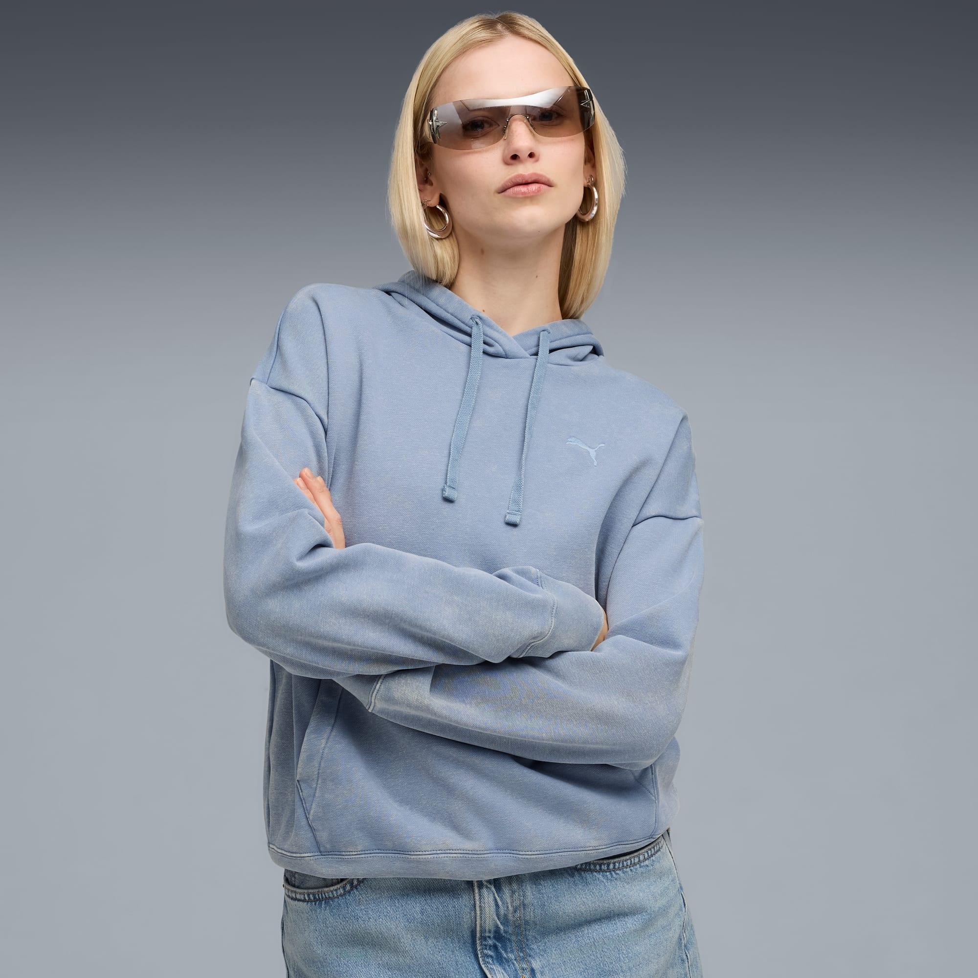 ESS ELEVATED Wash Hoodie Women Product Image