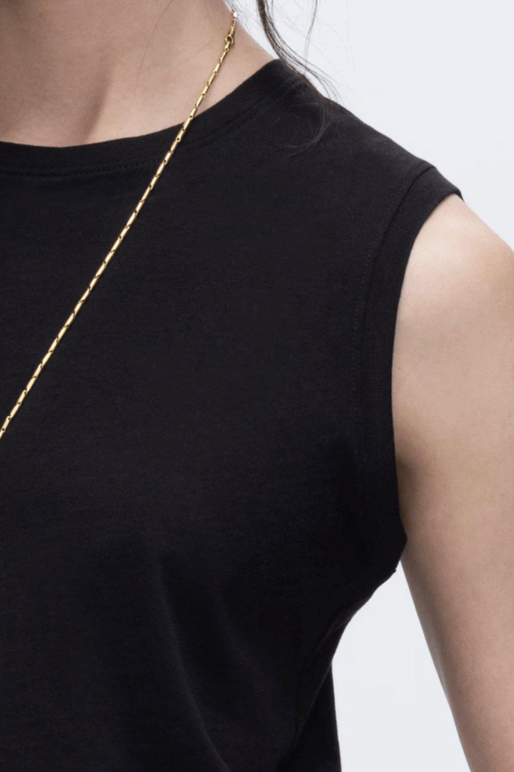 Sleeveless Cropped Muscle-Tee Product Image