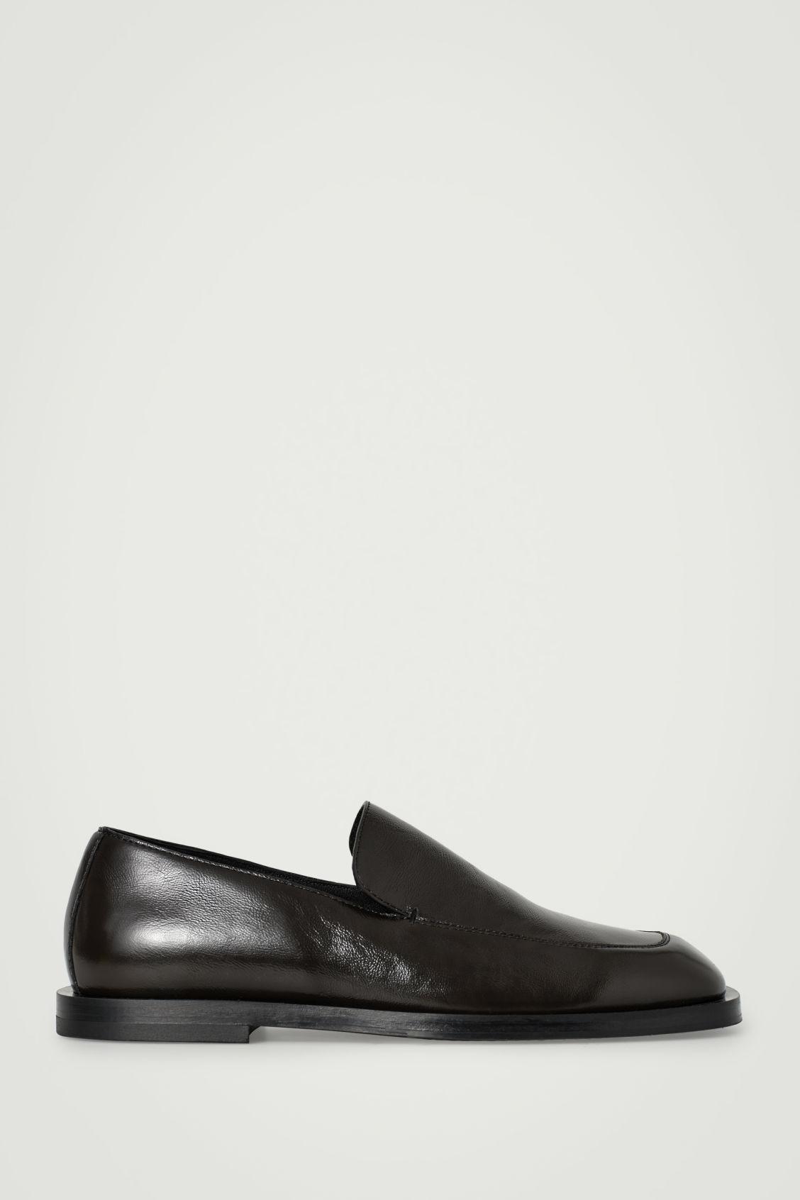 CLASSIC LEATHER LOAFERS Product Image