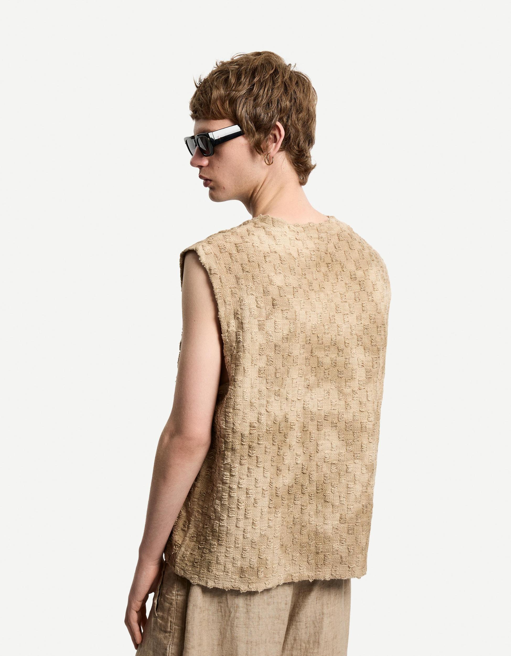 Faded-effect textured vest Product Image