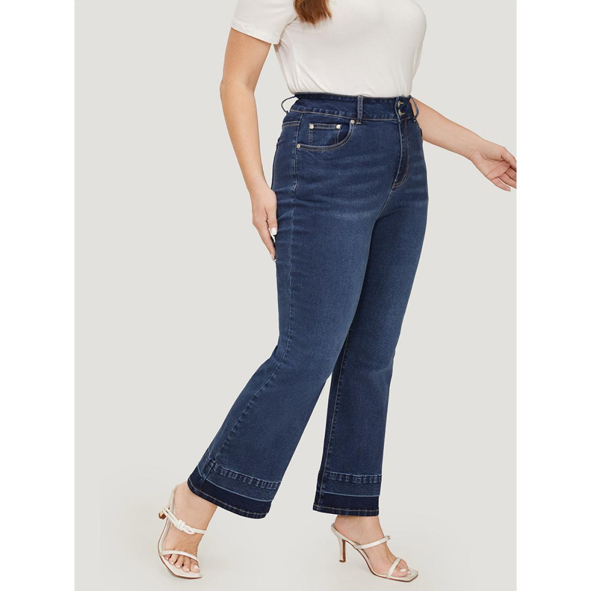 Plus Size Flare Leg Very Stretchy Dark Wash Contrast Patchwork Jeans Women Indigo Casual Plain Contrast High stretch Pocket Jeans BloomChic 24/3X Product Image