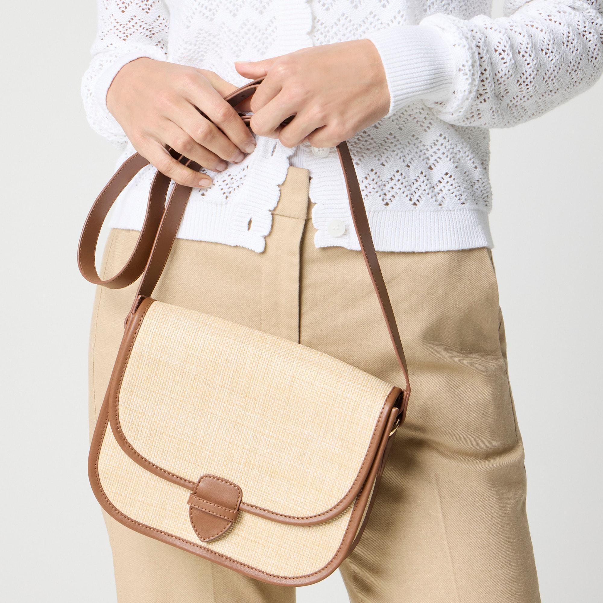 Half moon crossbody bag Product Image