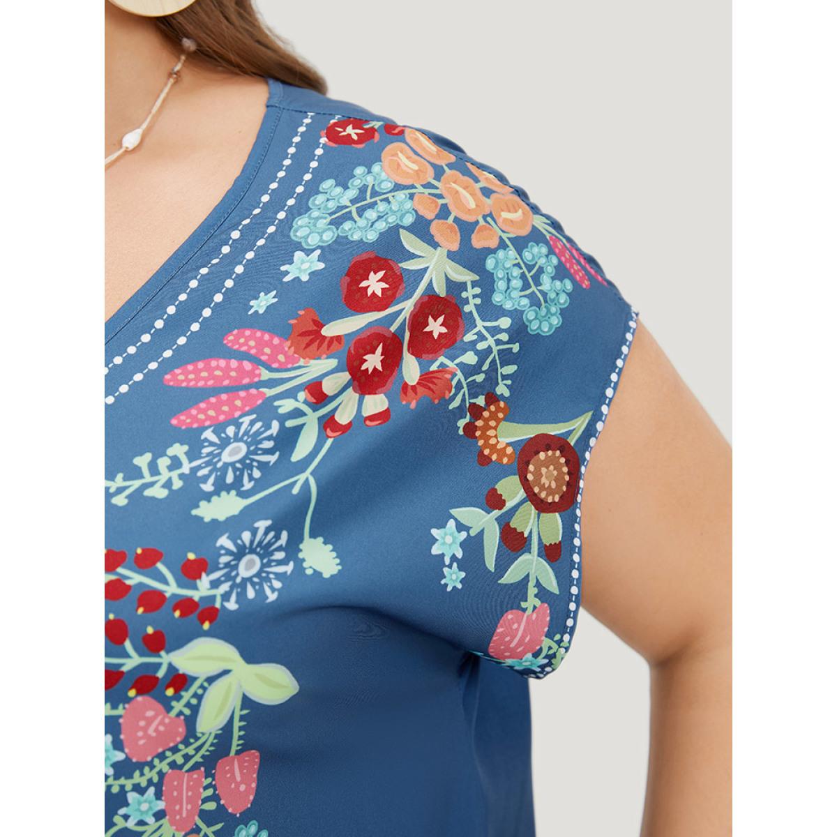 Plus Size Boho Print Pocket Dolman Sleeve Dress Aegean Women Vacation Pocket V-neck Short sleeve Curvy Knee Dress BloomChic 26/4X Product Image