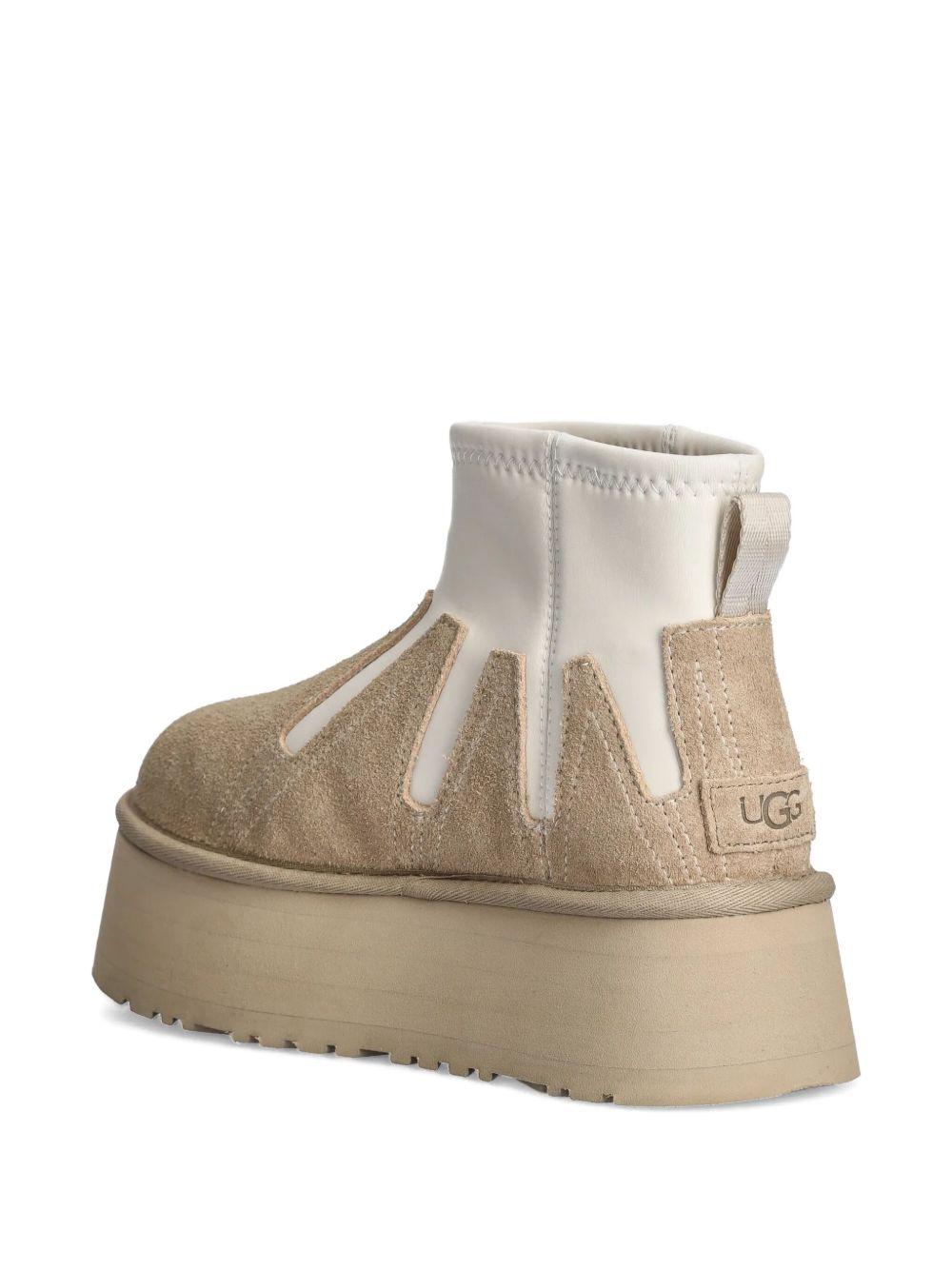 Classic Mini Dipper platform ankle boots Product Image