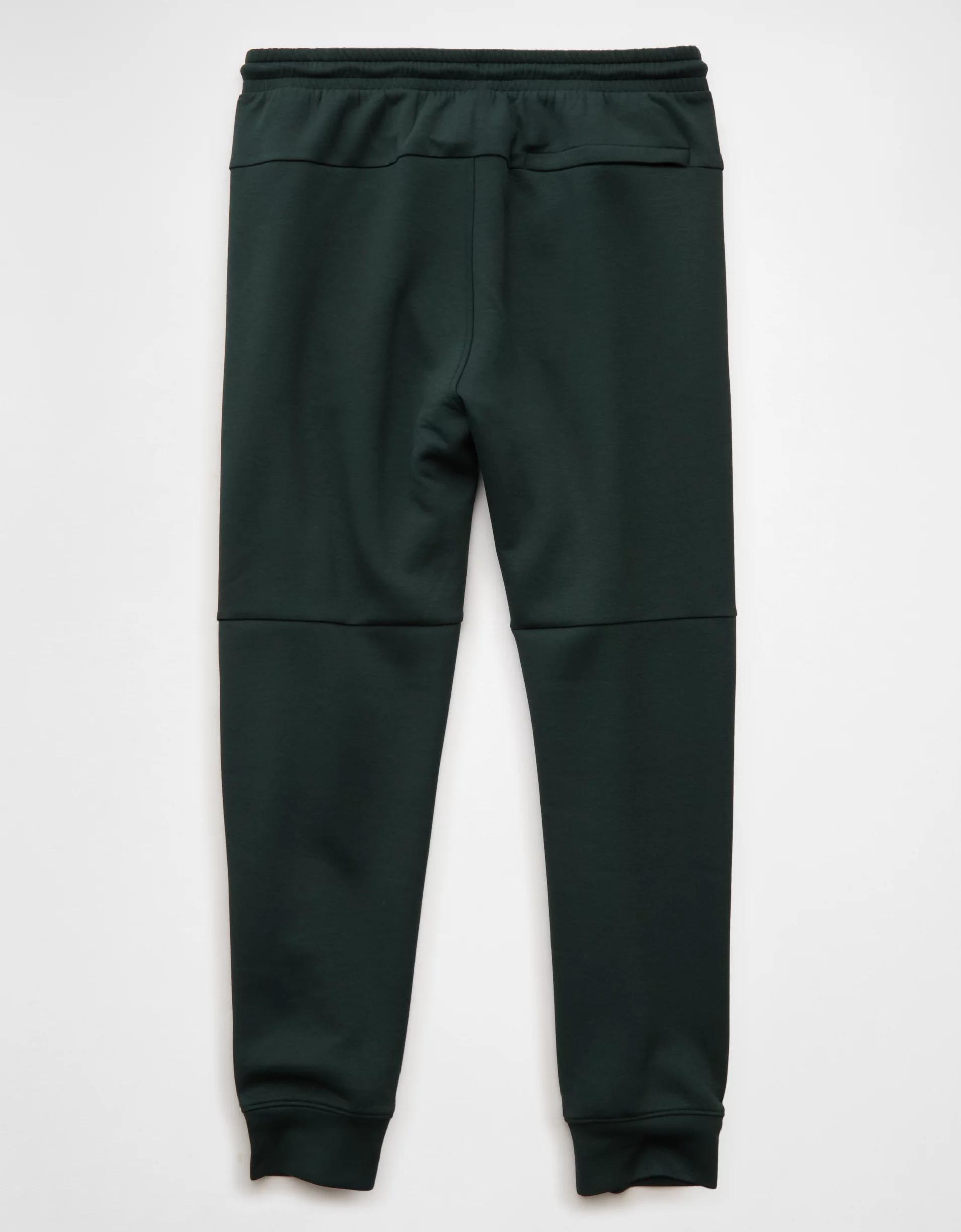 AE 24/7 Jogger Product Image