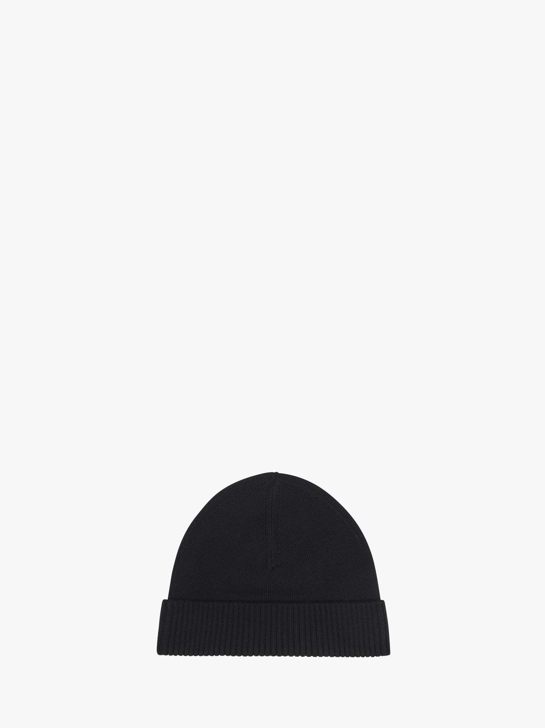 KNITTED BEANIE HAT Product Image