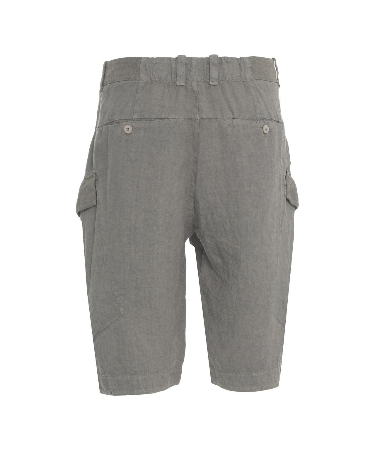Cargo shorts in linen Product Image