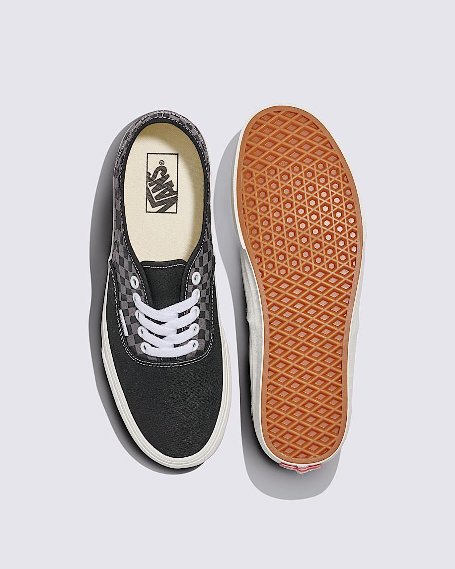 Authentic Shoe in Black / Grey| Vans US Product Image
