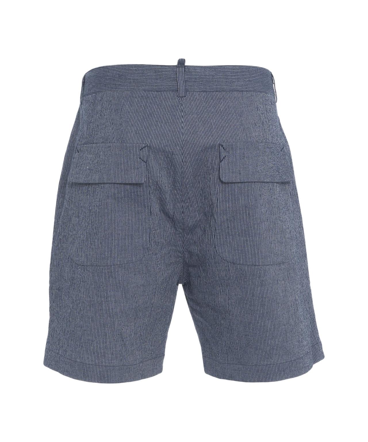 Striped shorts Product Image
