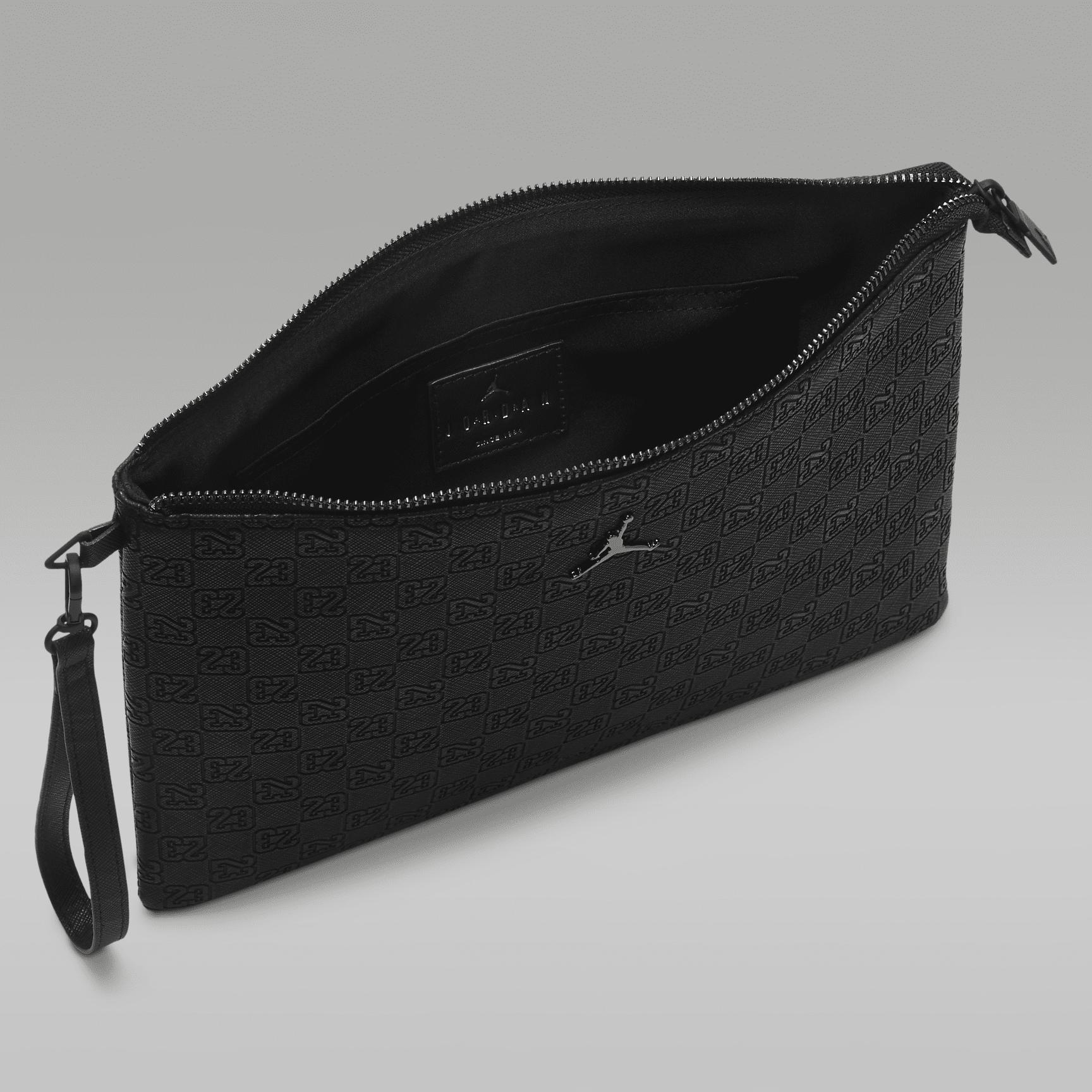 Jordan Monogram Pouch (0.69L) Product Image